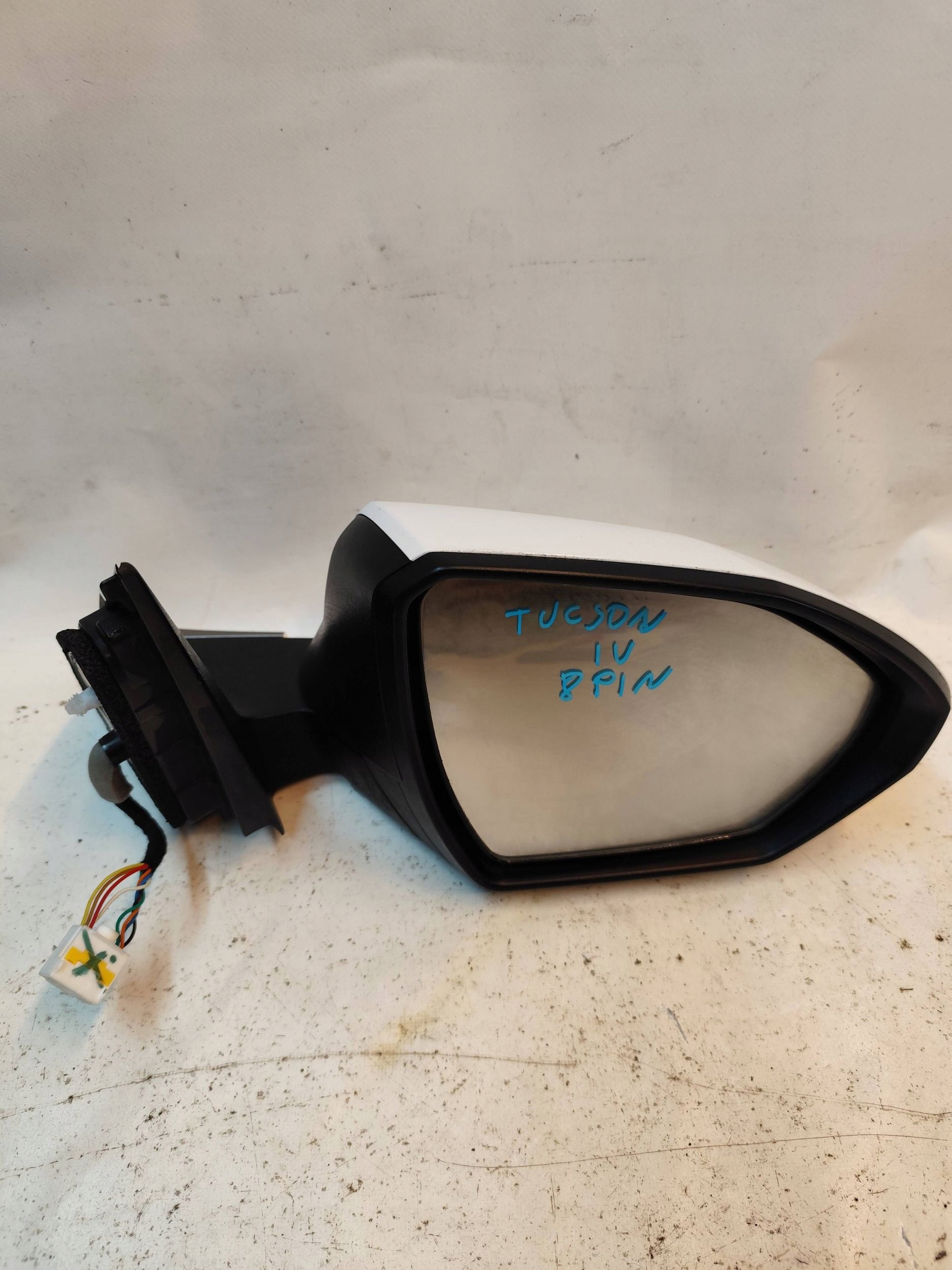 HYUNDAI TUCSON IV mirror right 8 PIN