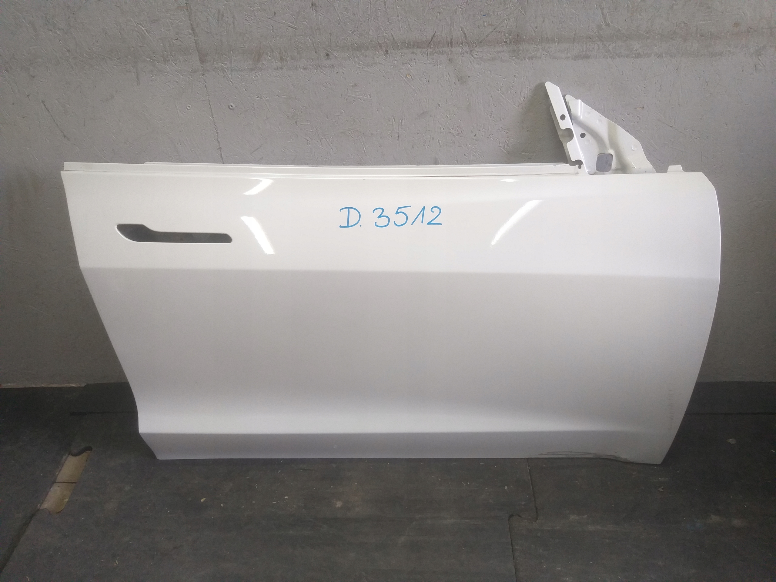 dveře předek pravé TESLA III 3