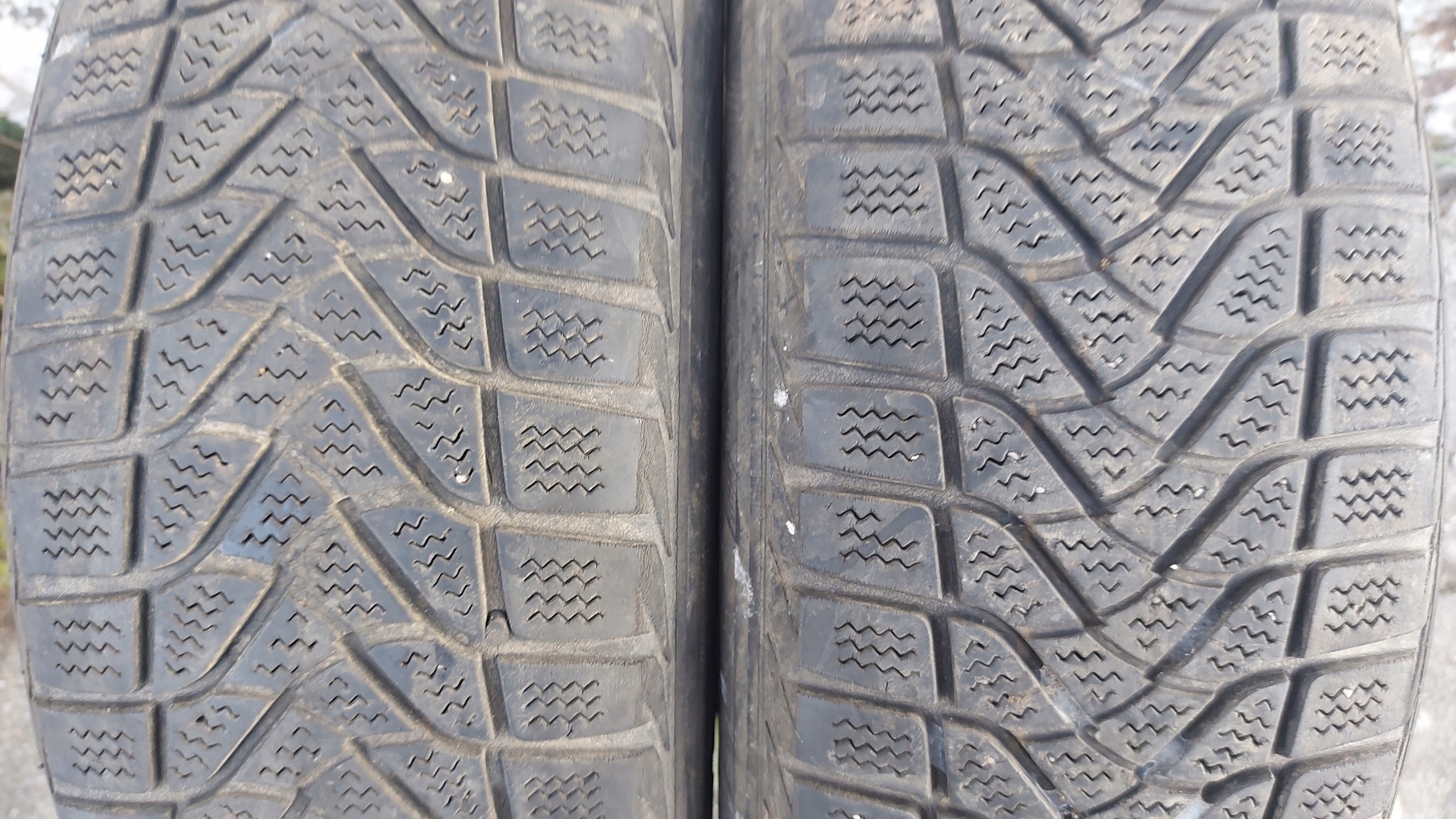 FIRESTONE WINTERHAWK 195/65R15 tyres winter 5mm
