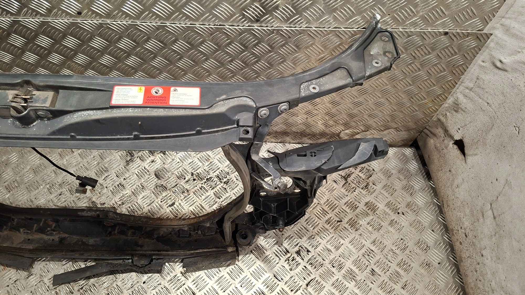 support panel for radiators AUDI A4 B6 3.0