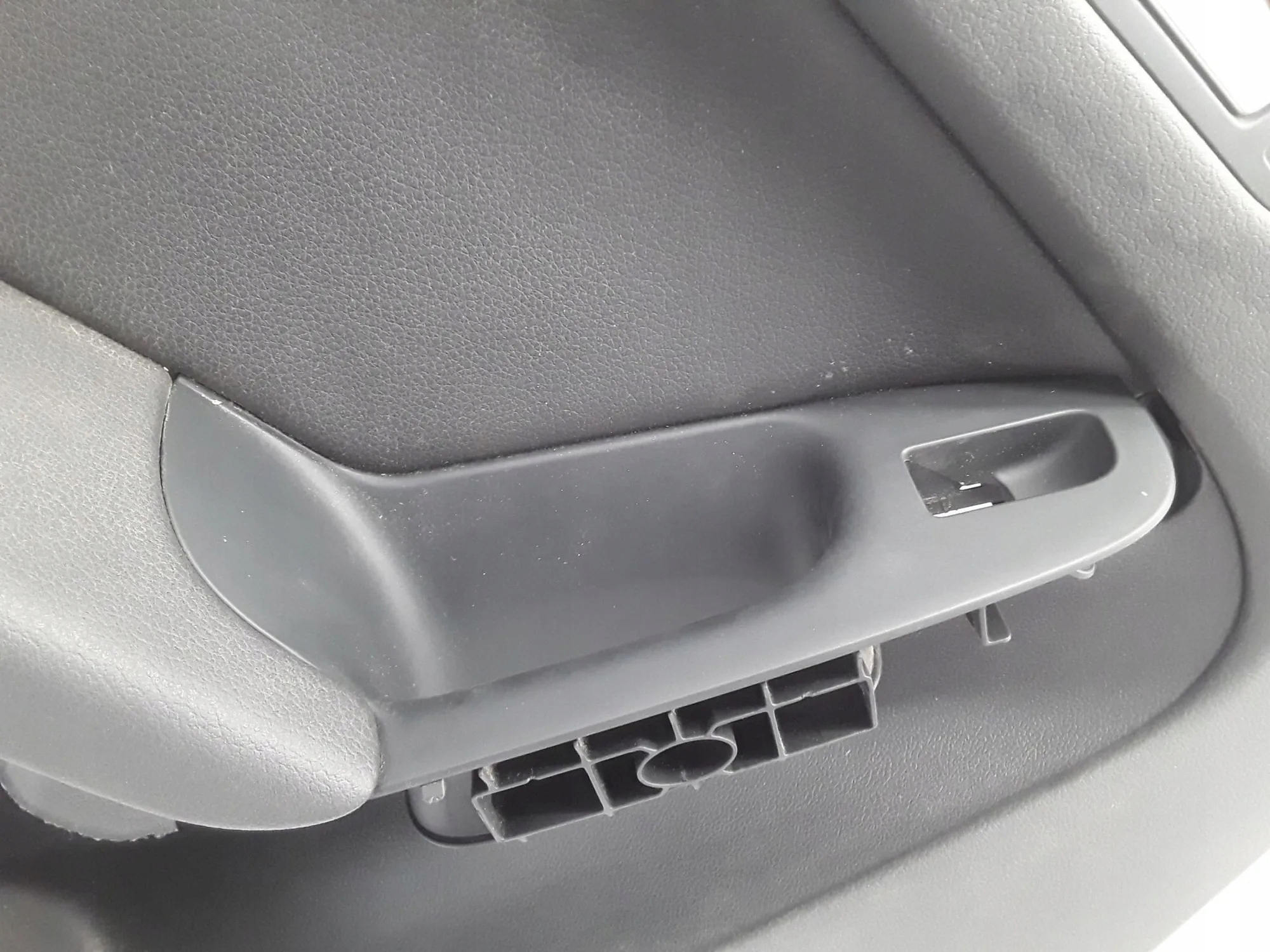 дверные карты Audi OE 8K0867305