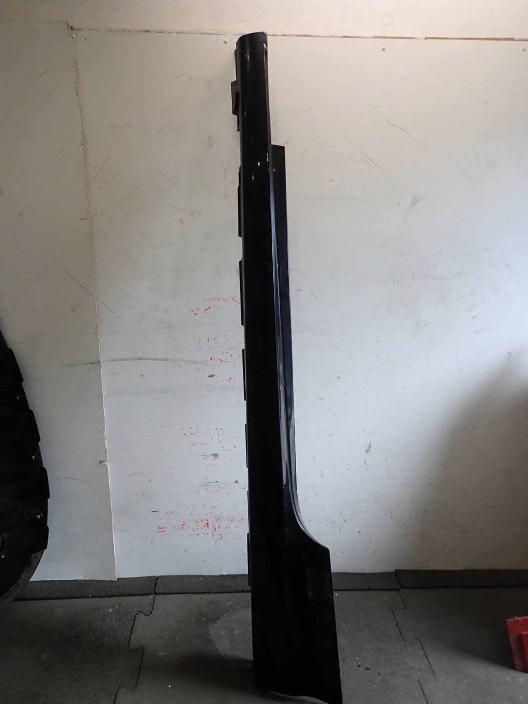 threshold moulding threshold left MERCEDES C-KLASA W205 COUPE 2014- A2056901506