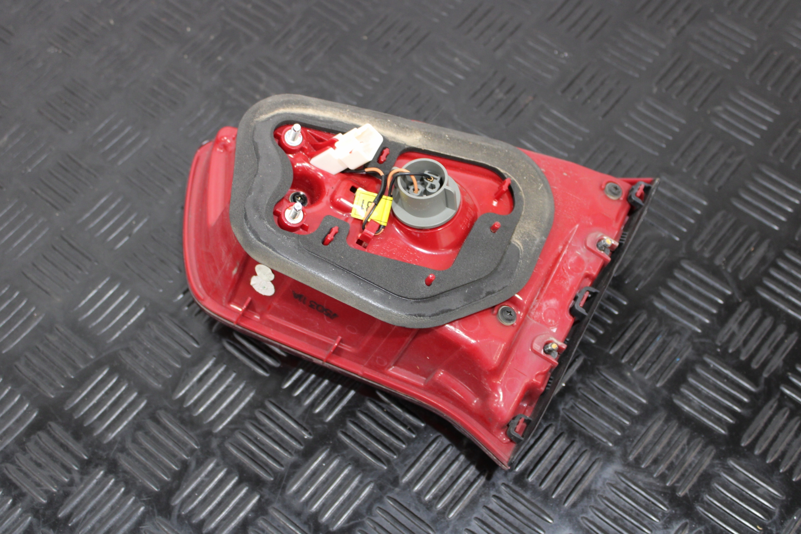light bonnet left rear part rear KIA SPORTAGE III 3 LIFT