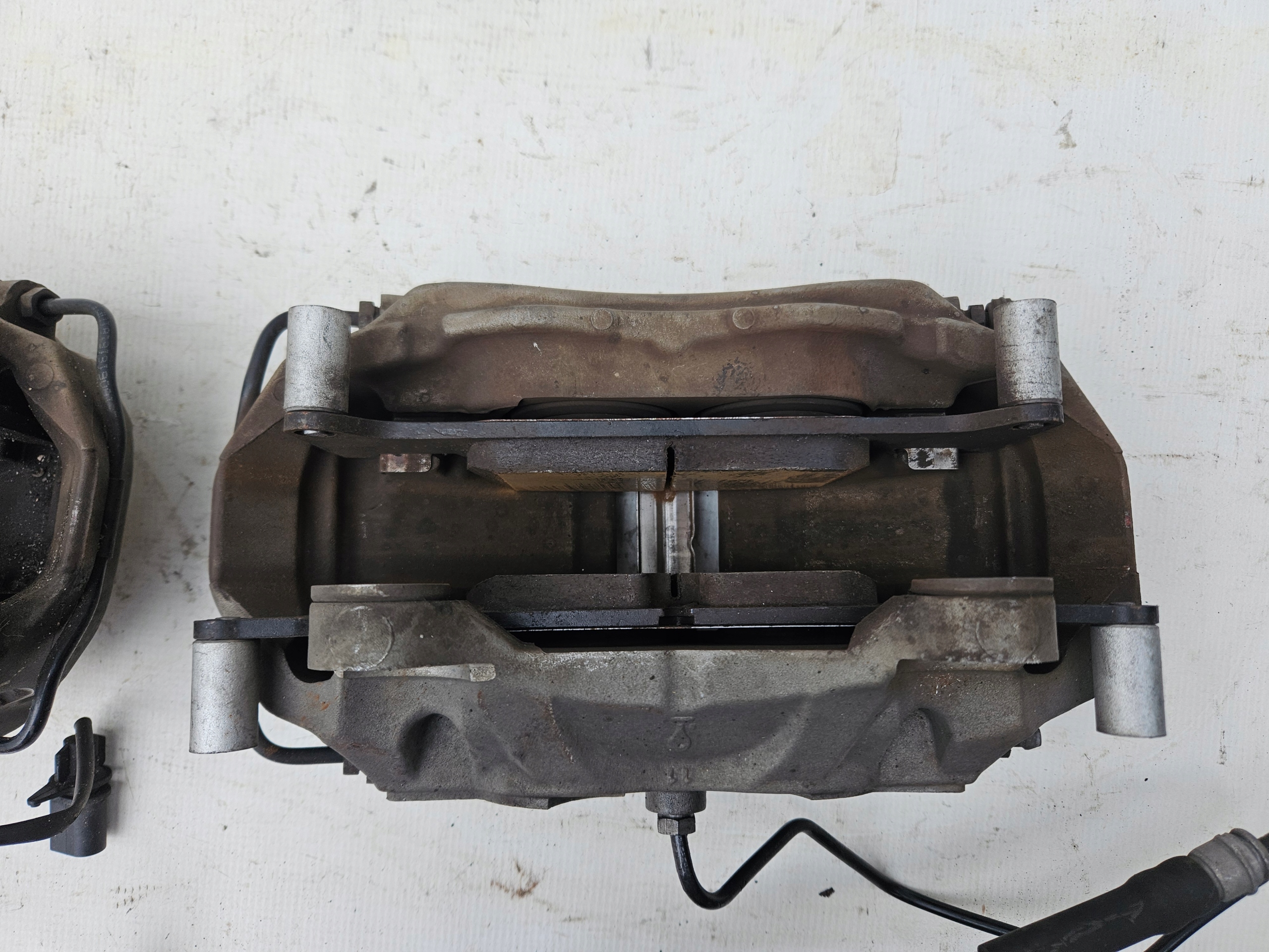 calipers HAMULCE front front AUDI A4 B9 A5 8W 338 338MM 4 TLOCZKOWE