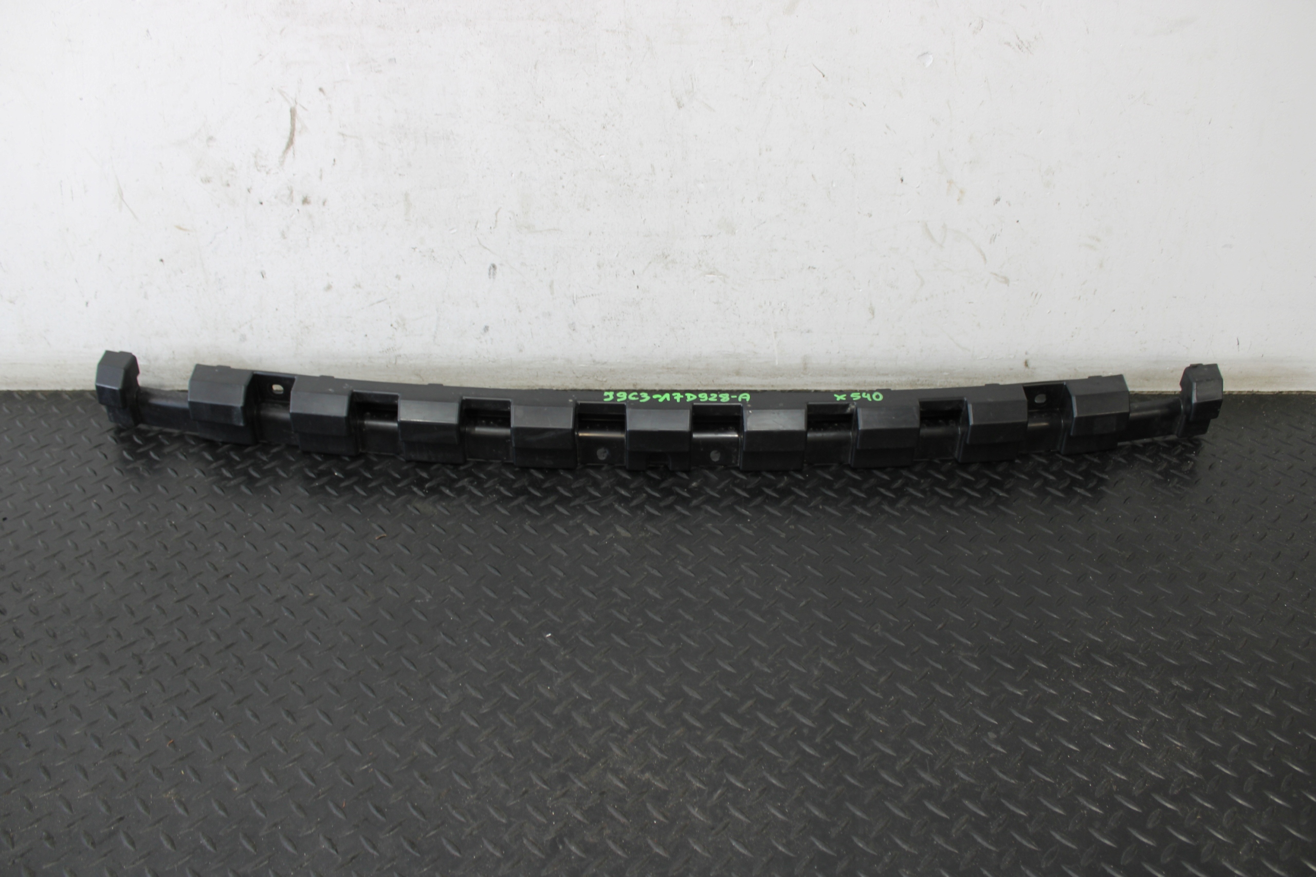Supporto staffa ABSORBER posteriore JAGUAR E-PACE X540 S J9C3-17D928-A