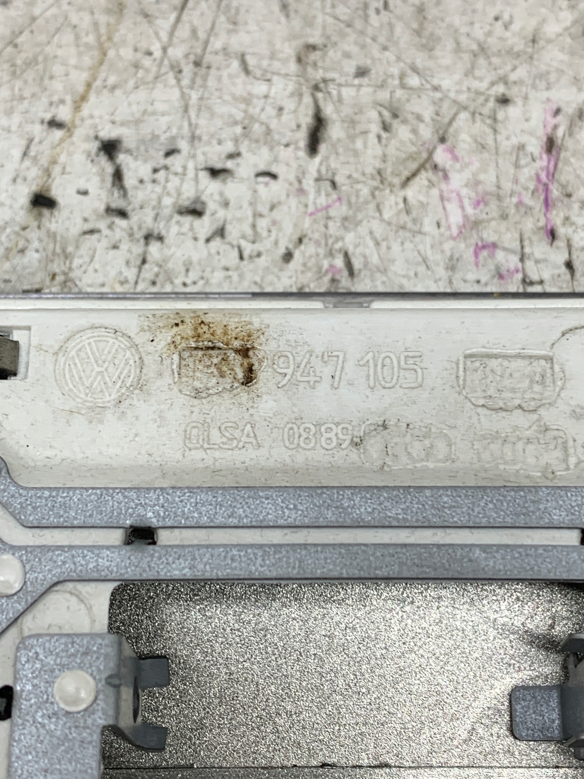 light OSWIETLENIE cabs 1K0947133D VW GOLF VI