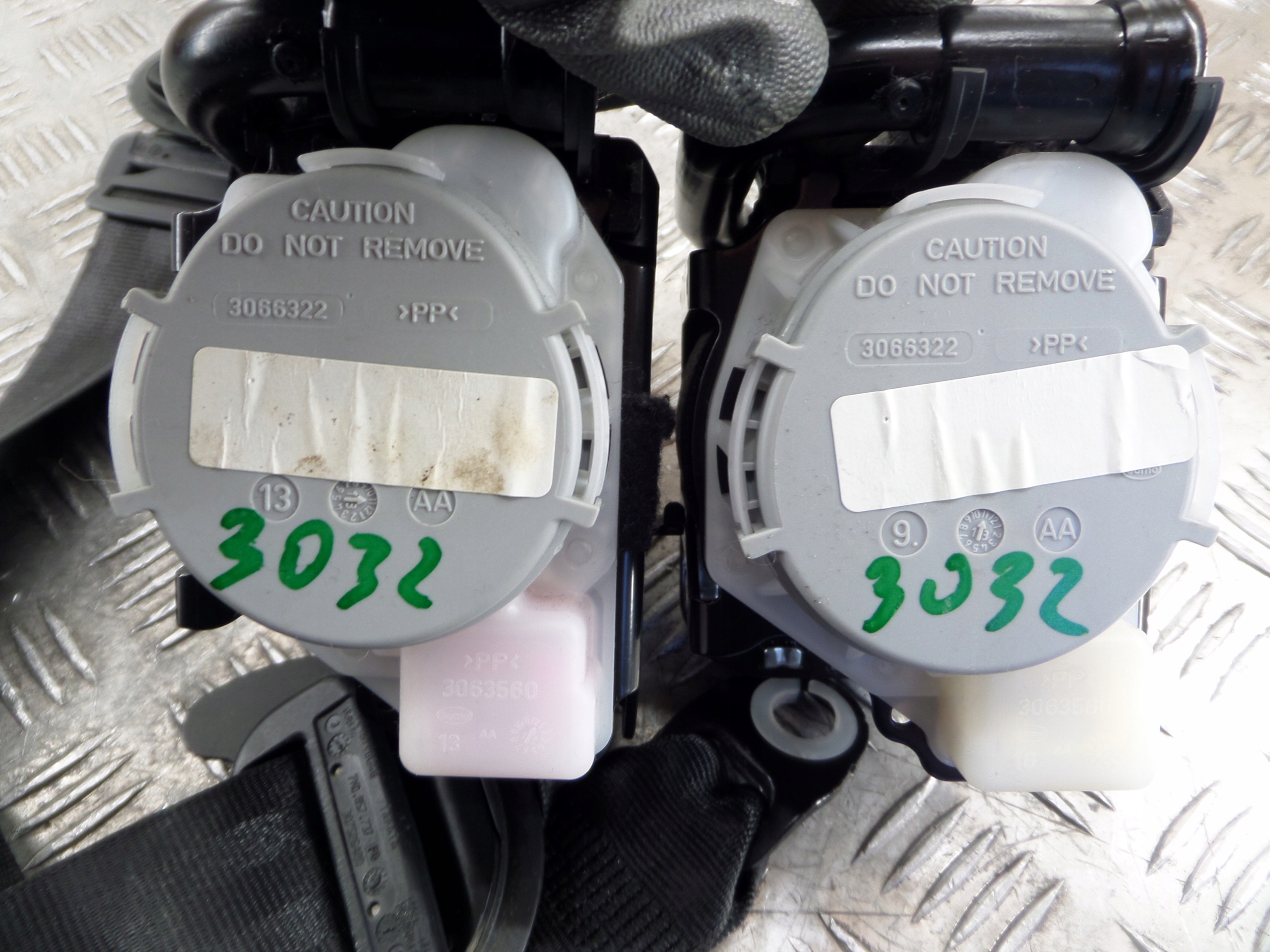 Gurten Sicherheits links Volkswagen Audi OE 3066322