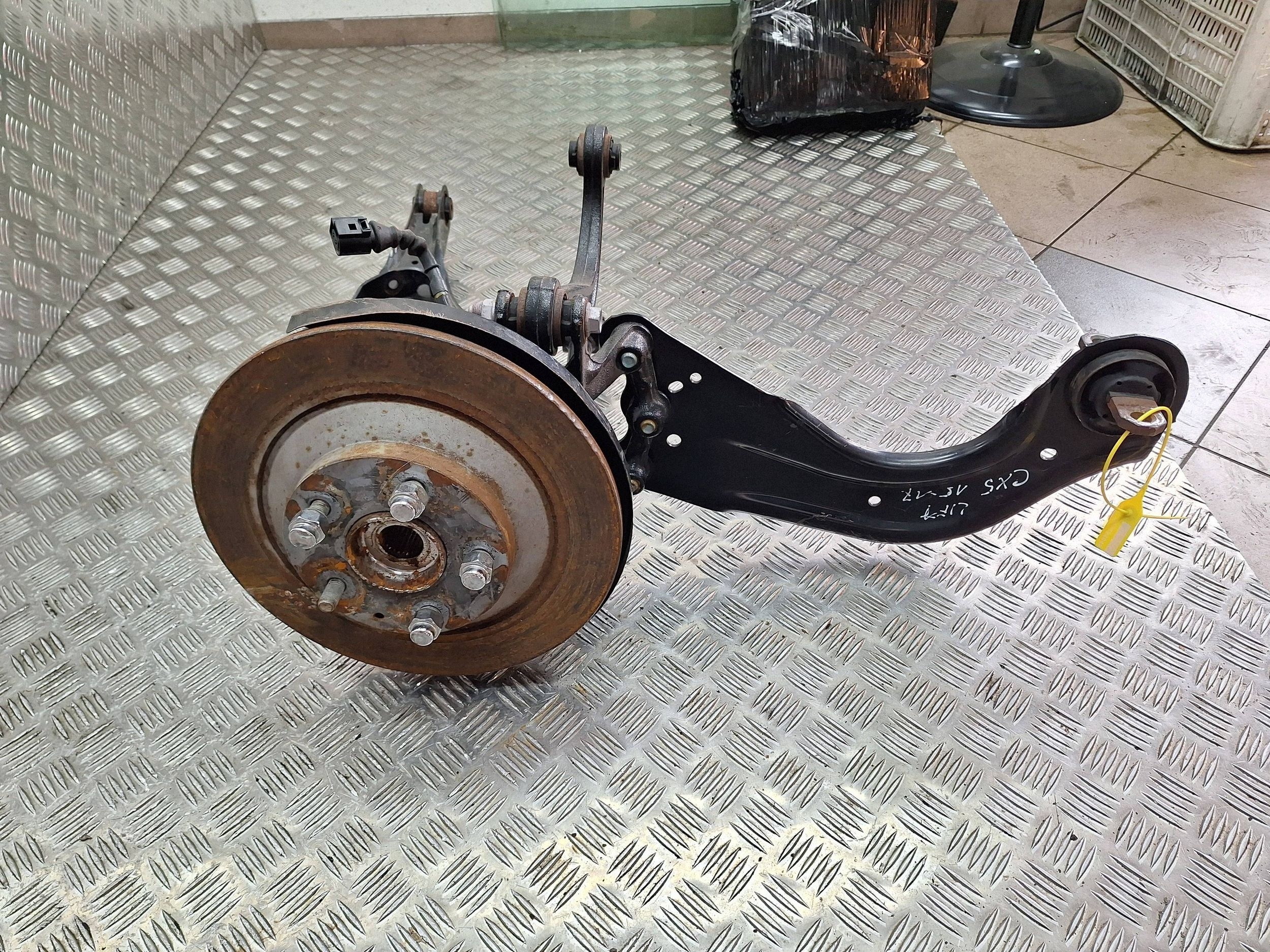 Sospensione posteriore Destro MAZDA CX5 e LIFT 15-17 4X4