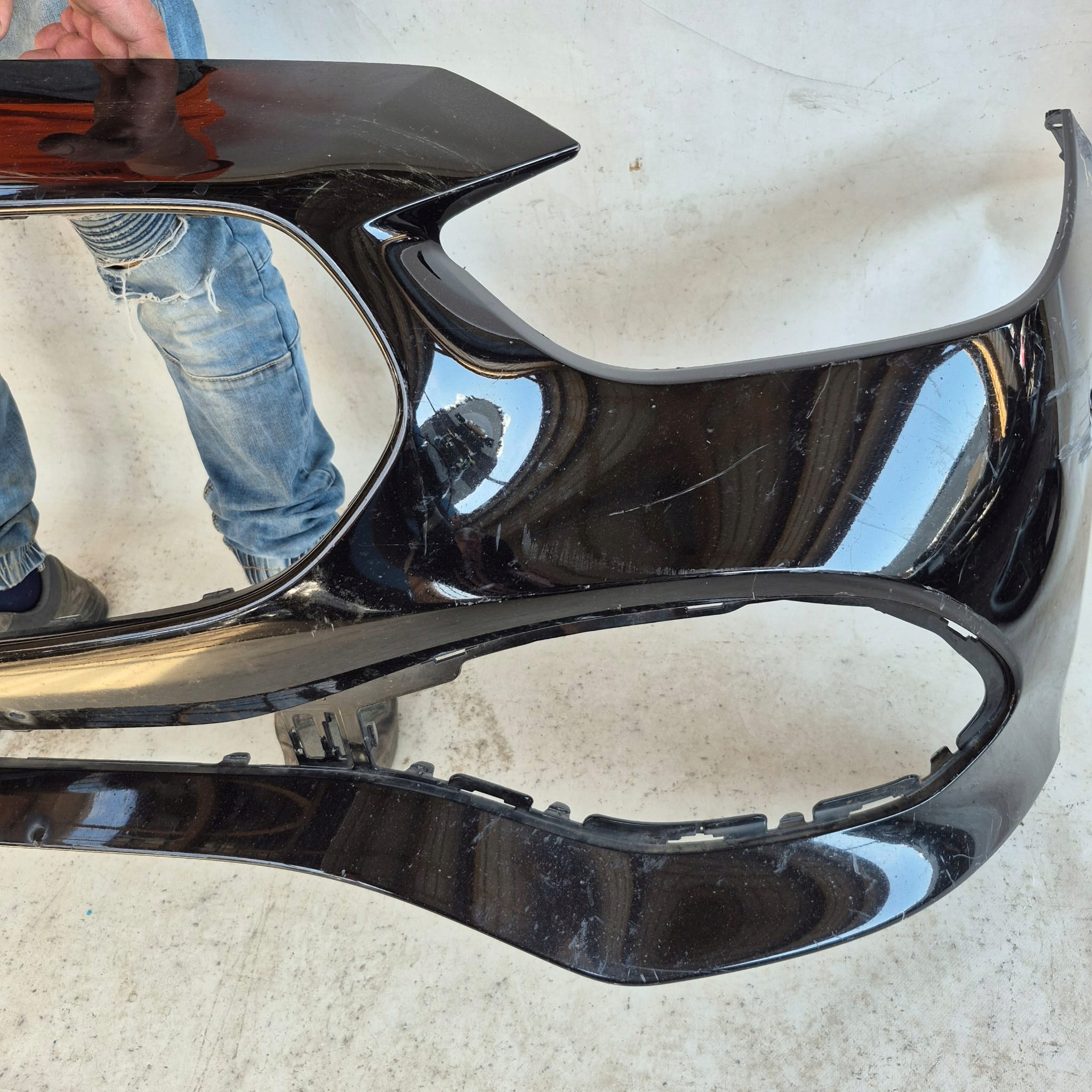 MERCEDES C-KLASA W206 21-> bumper front front PDC