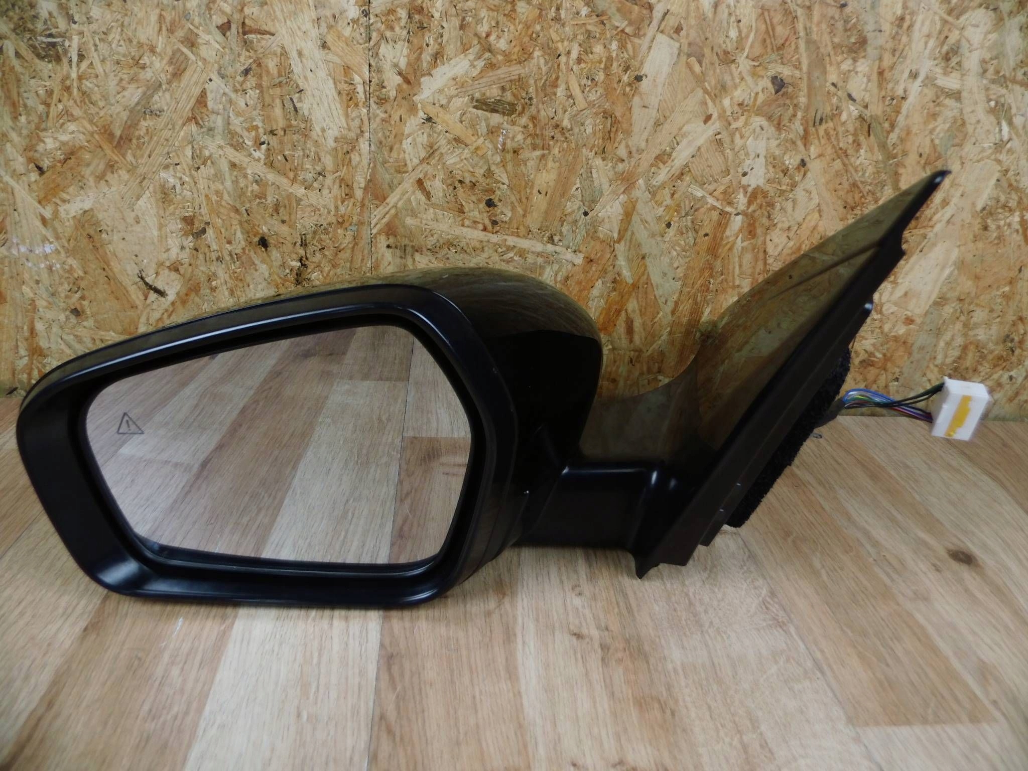 KIA Ceed III mirror left 10-PIN 049783
