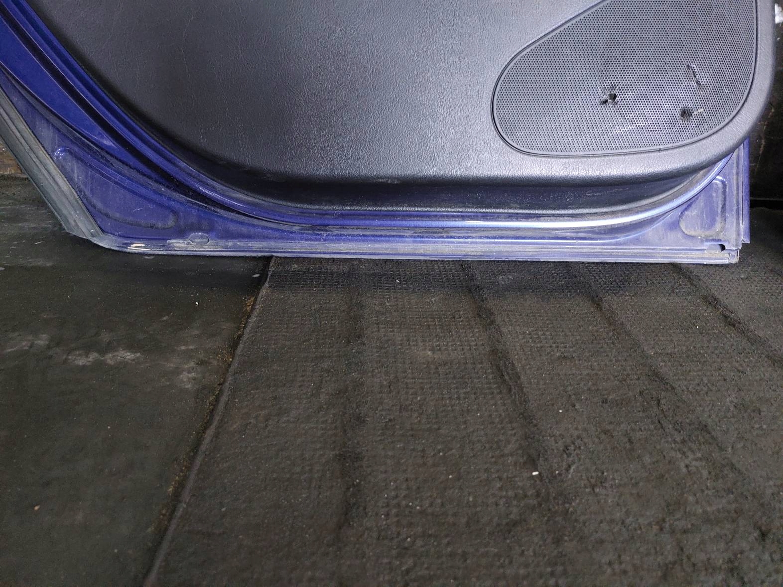 door complete left front + left rear part PEUGEOT 307 and EGED