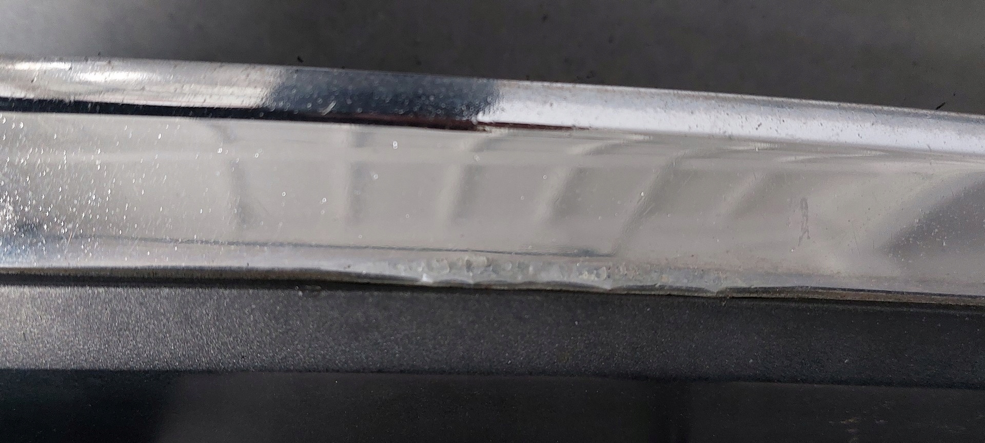 subaru Outback III 03- решетка радиатора