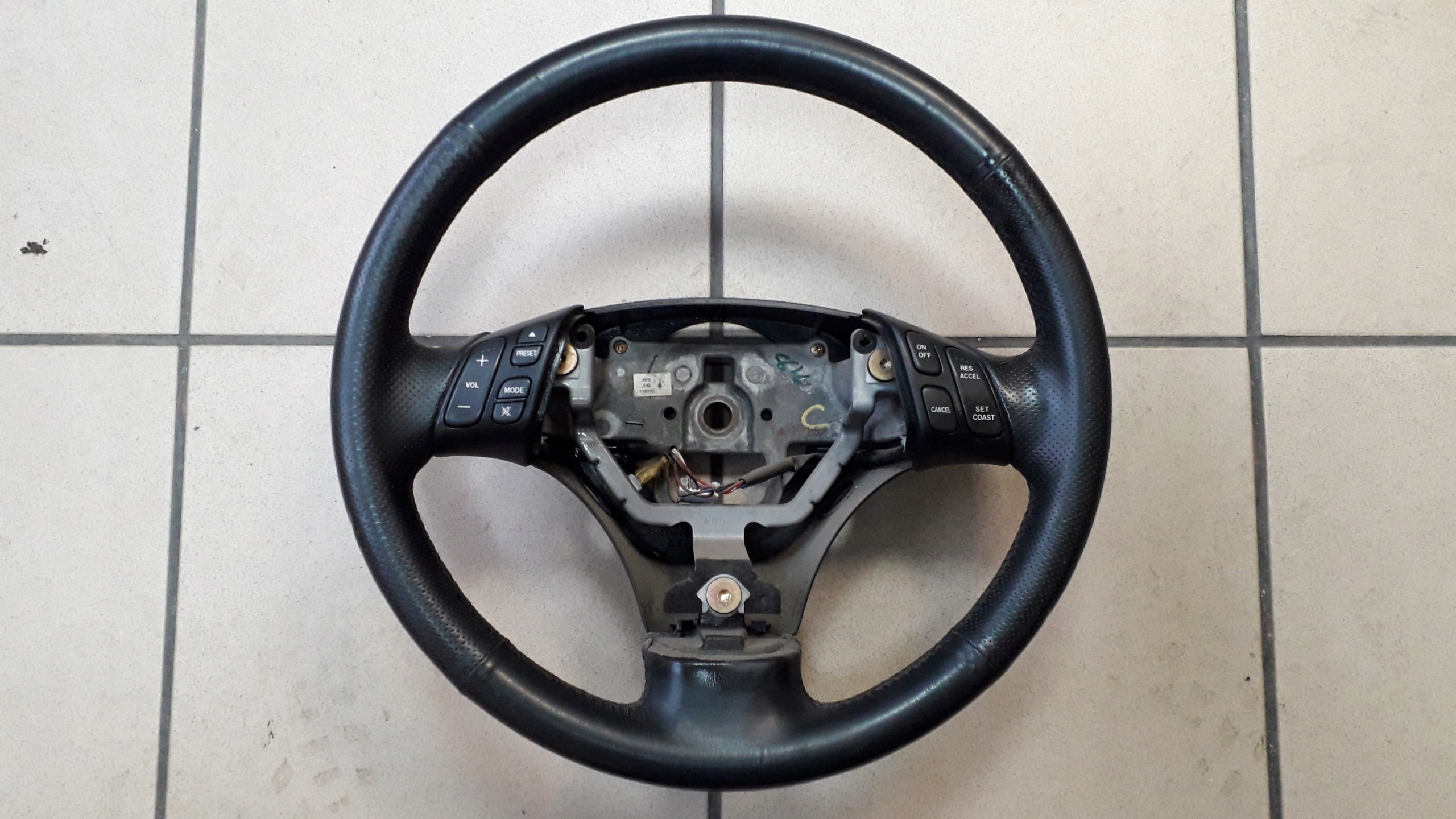 MAZDA 6 2002- 02- KIEROWNICA SKÓRA MULTIFUNKCYJNA