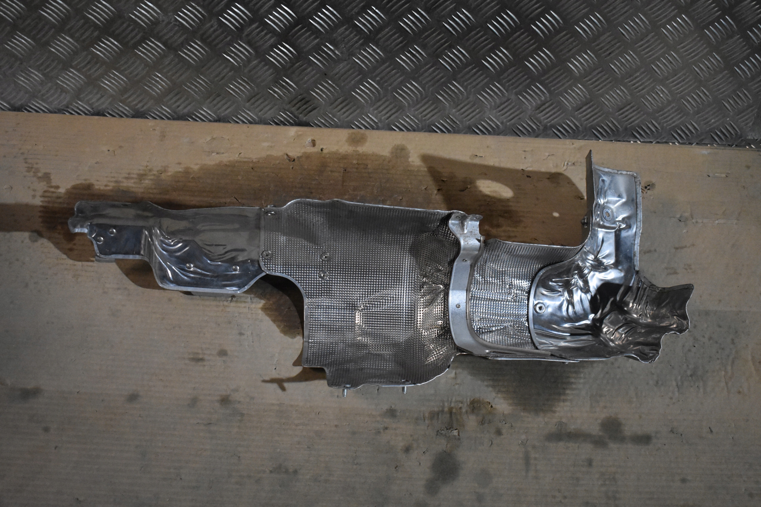 IDEALNA Blende Abdeckung TERMICZNA PORSCHE 982 718 1