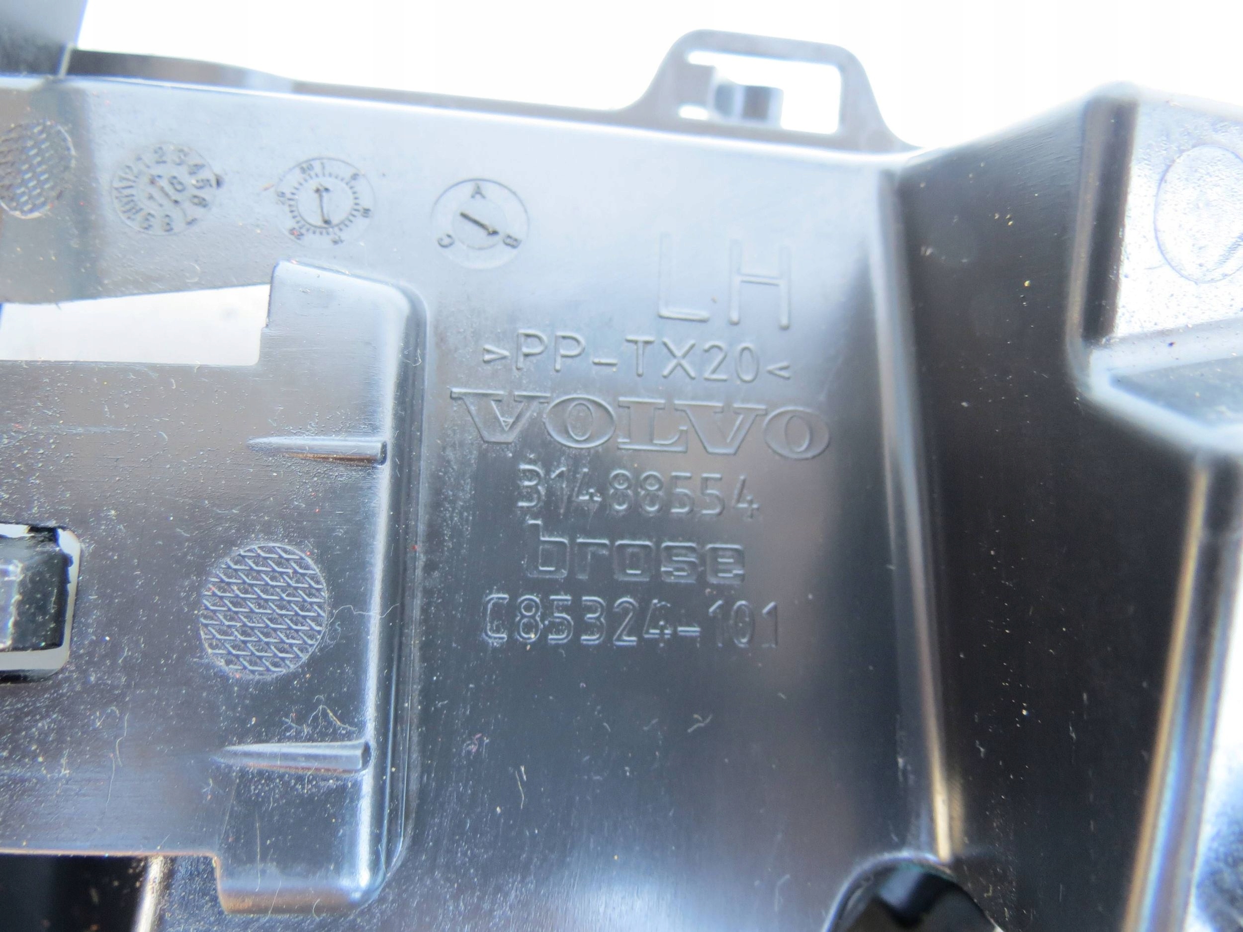 lock handle left rear part VOLVO XC60 II 31488554 31462780