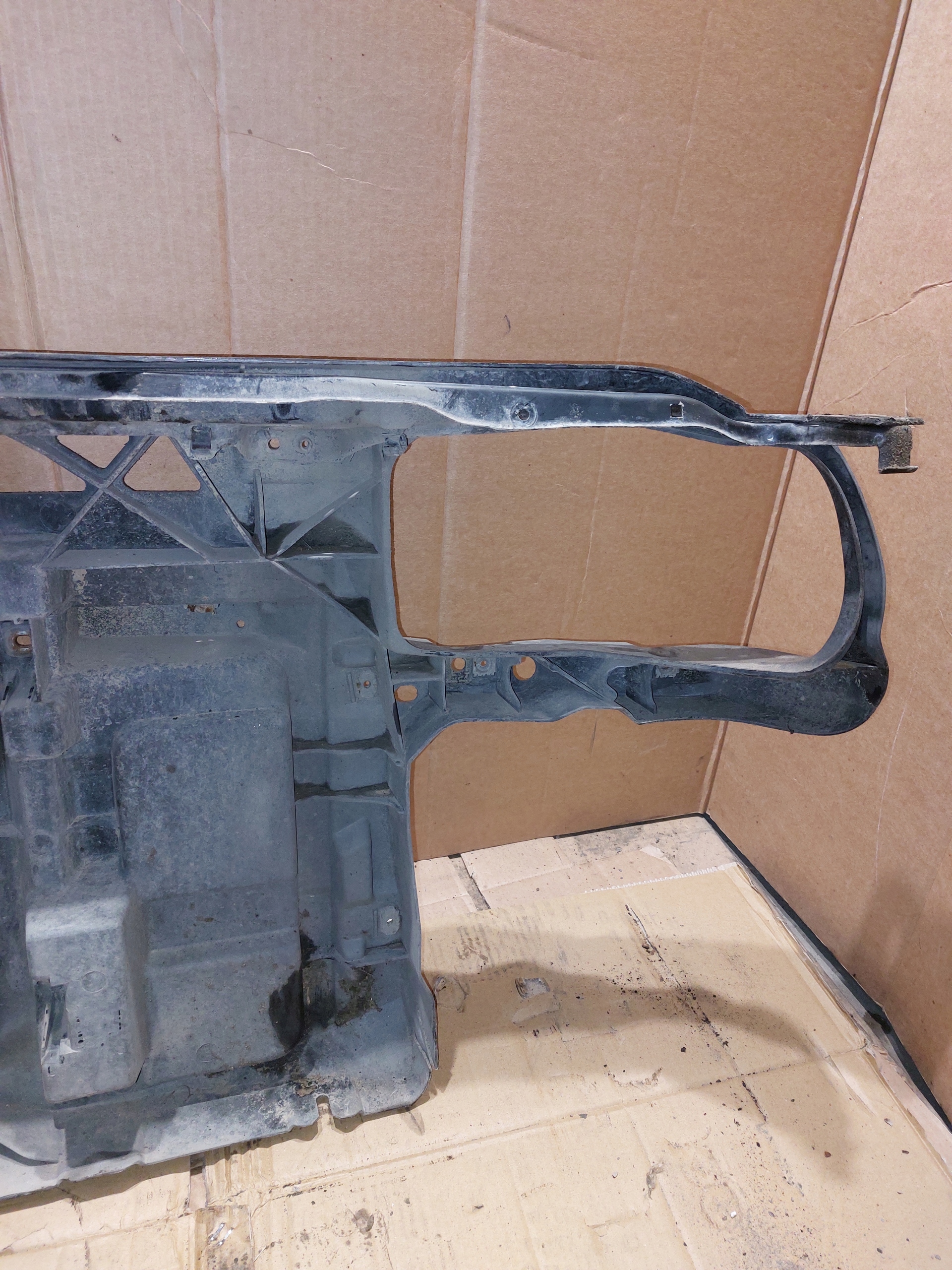 support panel for radiators pillar VW GOLF IV