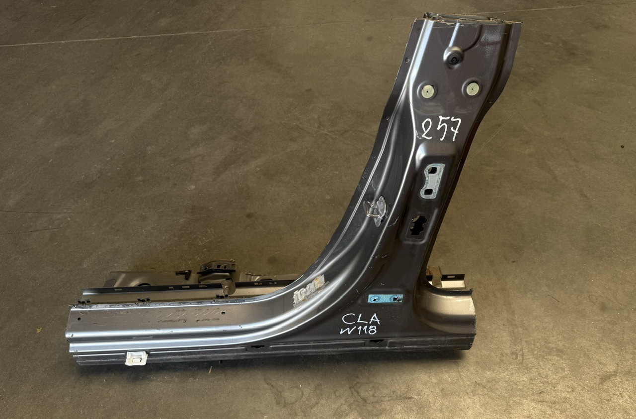 perfect condition threshold pillar left MERCEDES W118 CLA 1