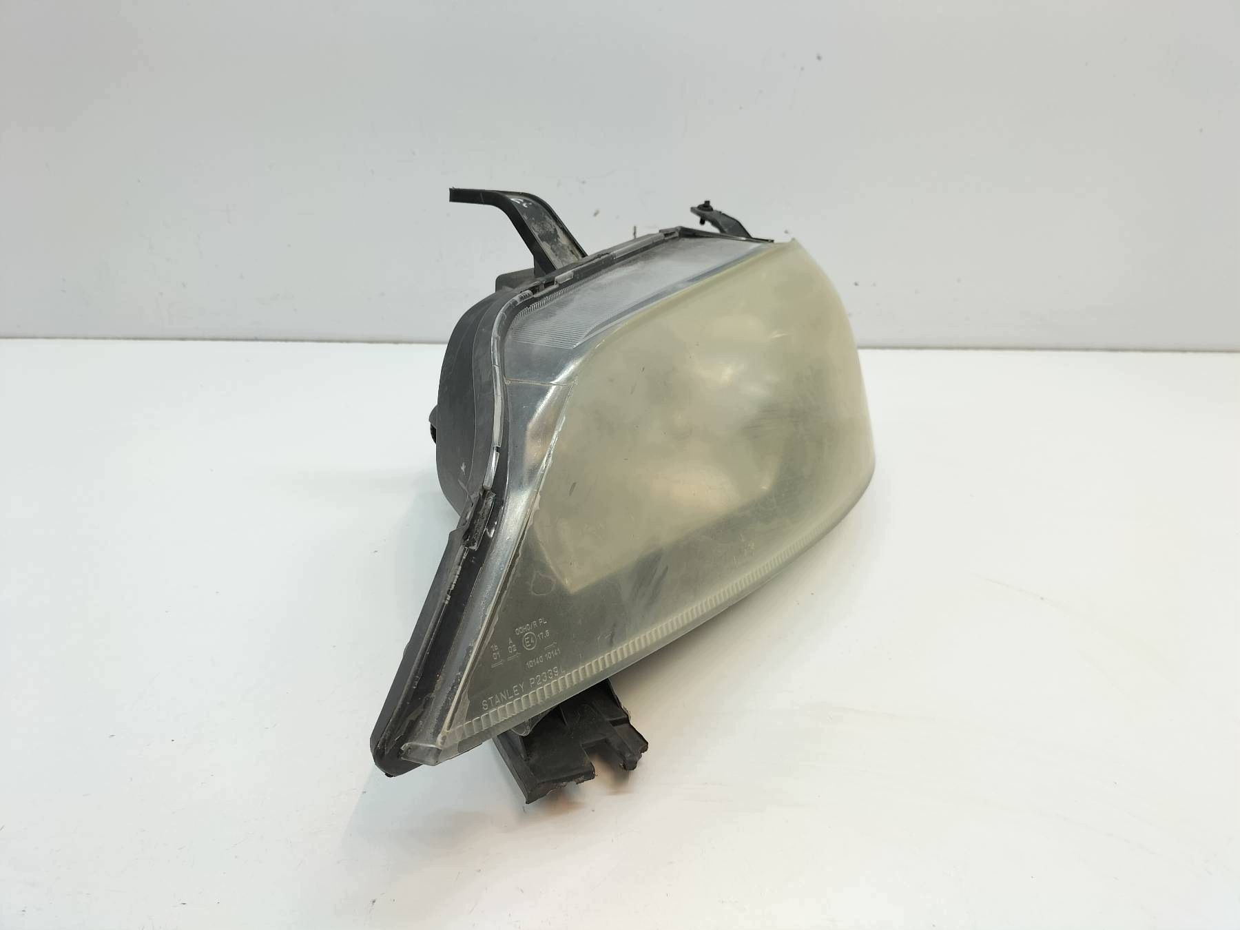 light front left EUROPA Mazda 2 and (2003-2007)