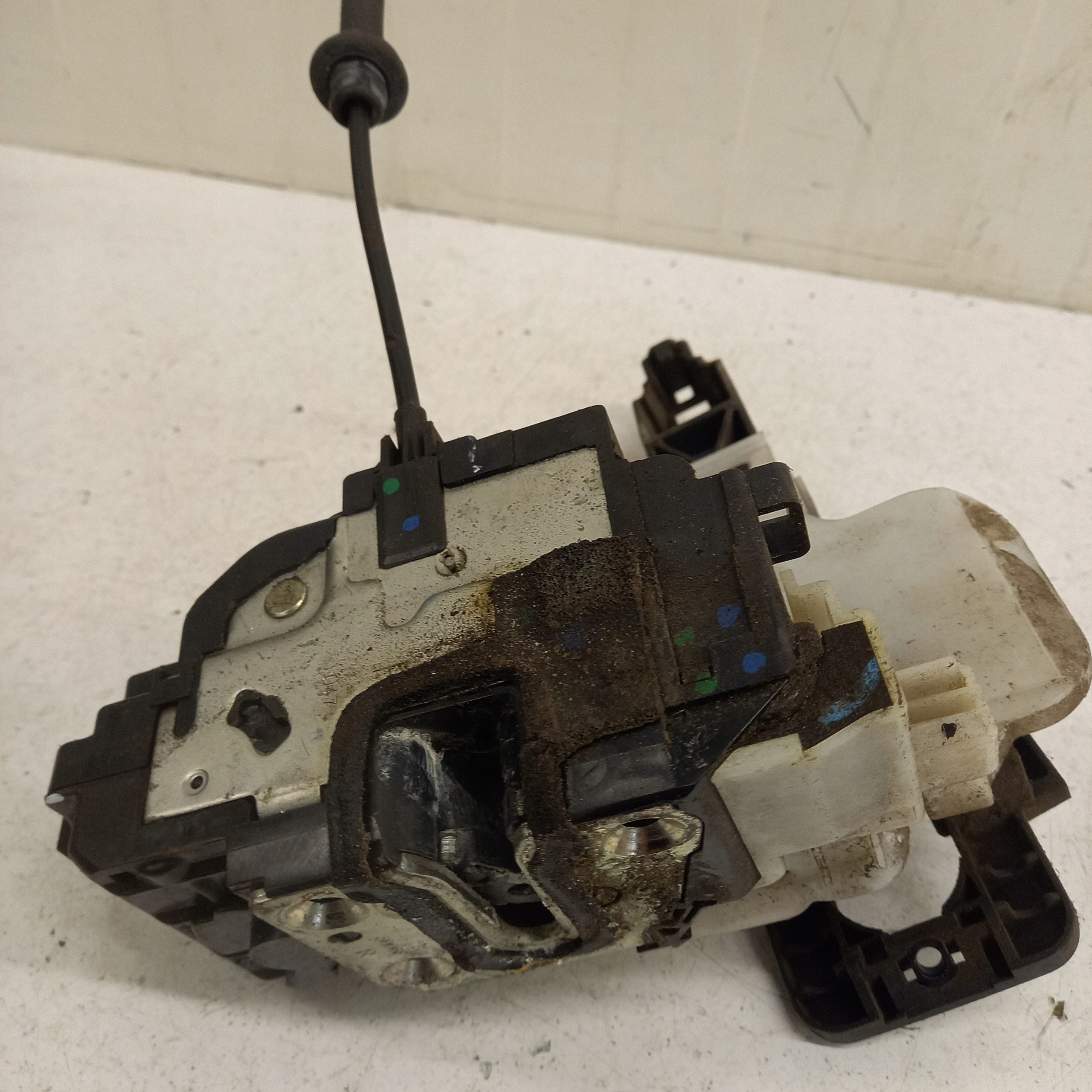 lock door right front KIA CEED 7 PIN