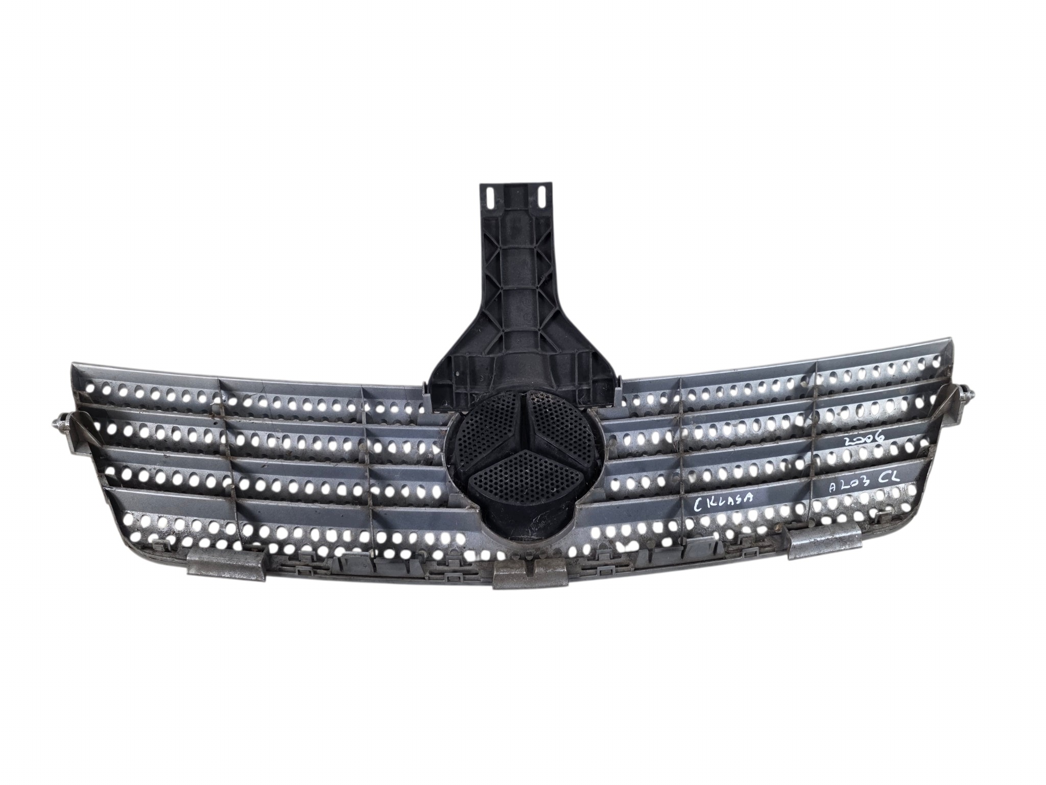 MERCEDES C-class W203 COUPE AMG grille complete (1) original. A2038801283