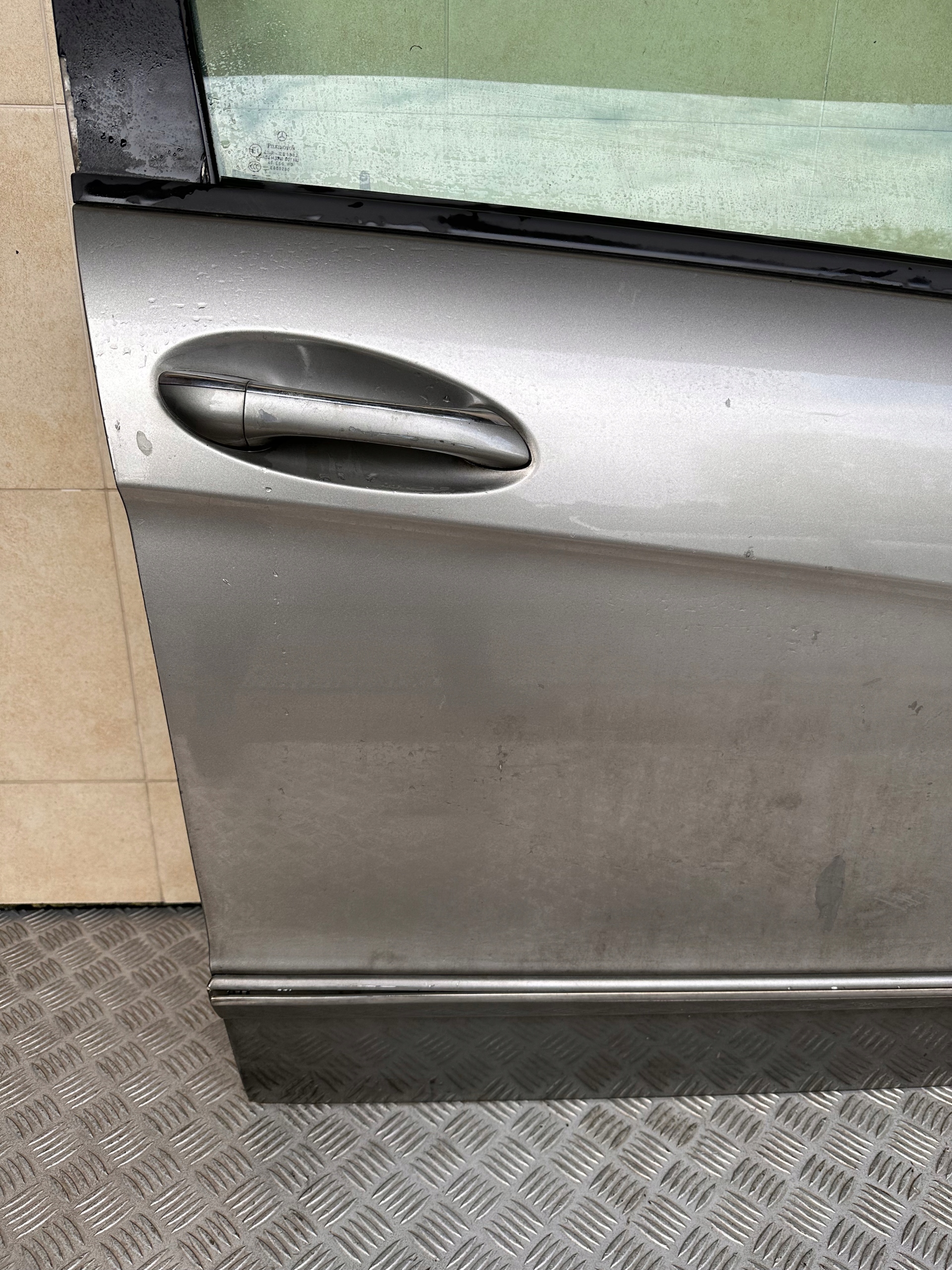 tür vorne rechts MERCEDES W245