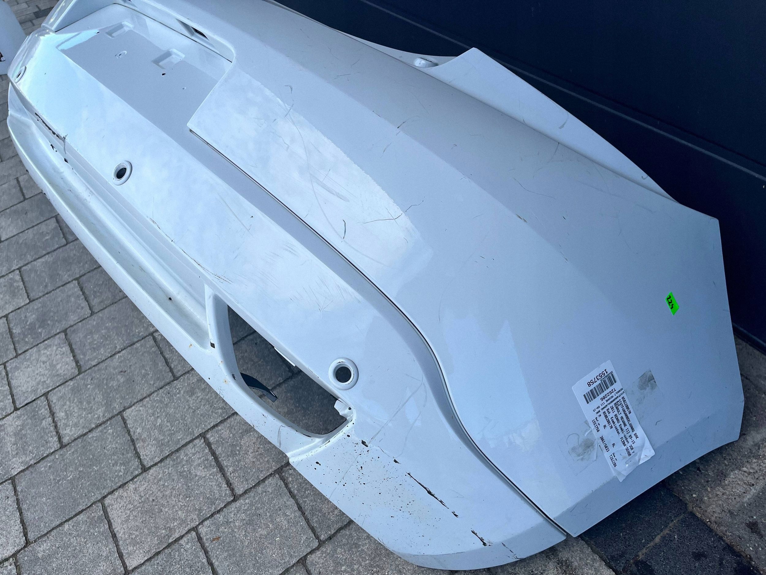 bumper rear RENAULT MEGANE III COUPE 850B20002R @M