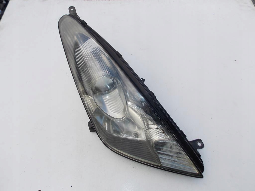 ФАРА ПЕРЕД TOYOTA ЦЕЛИКА VII 99-06 ПРАВА