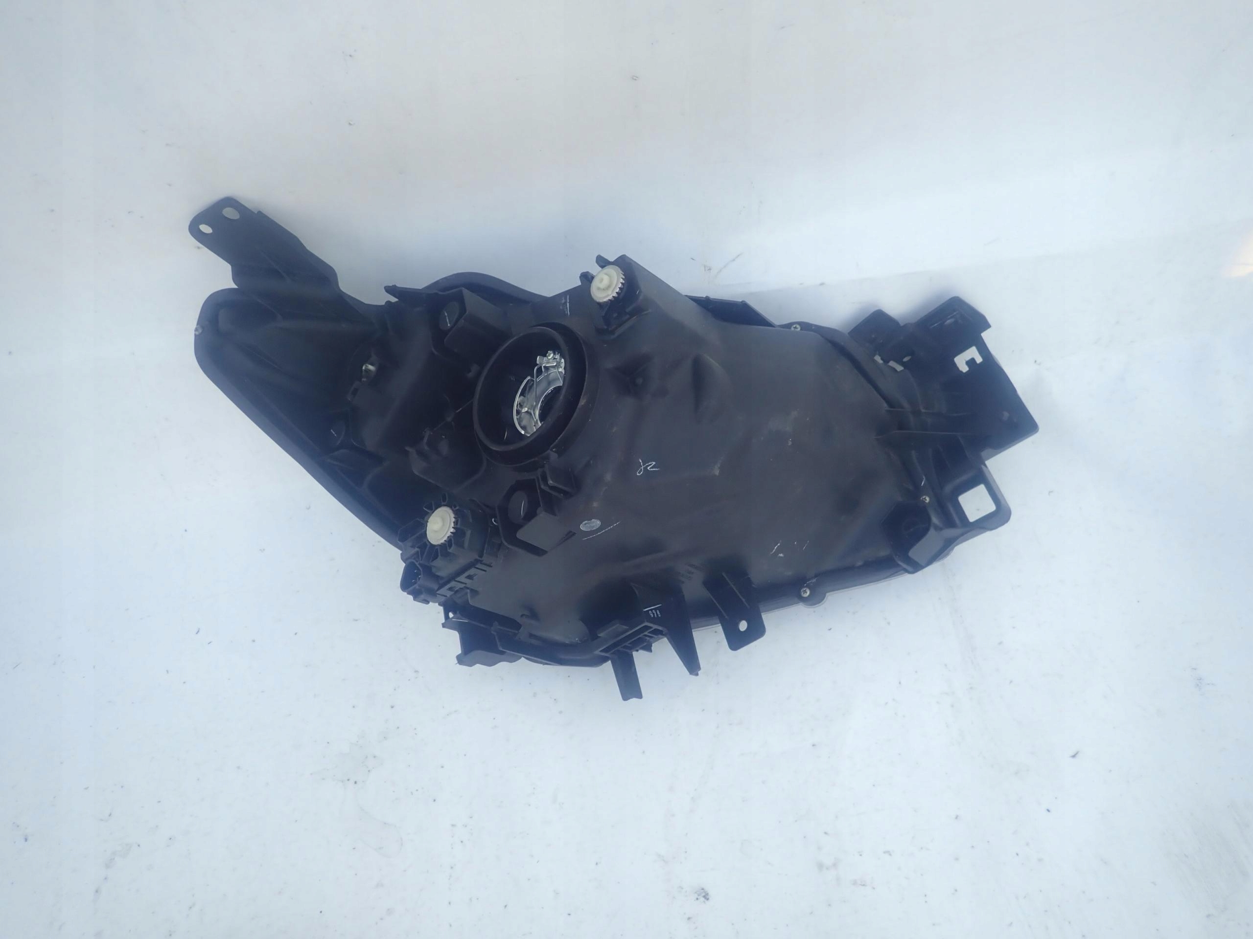 MAZDA 2 III 14-19 light front front left