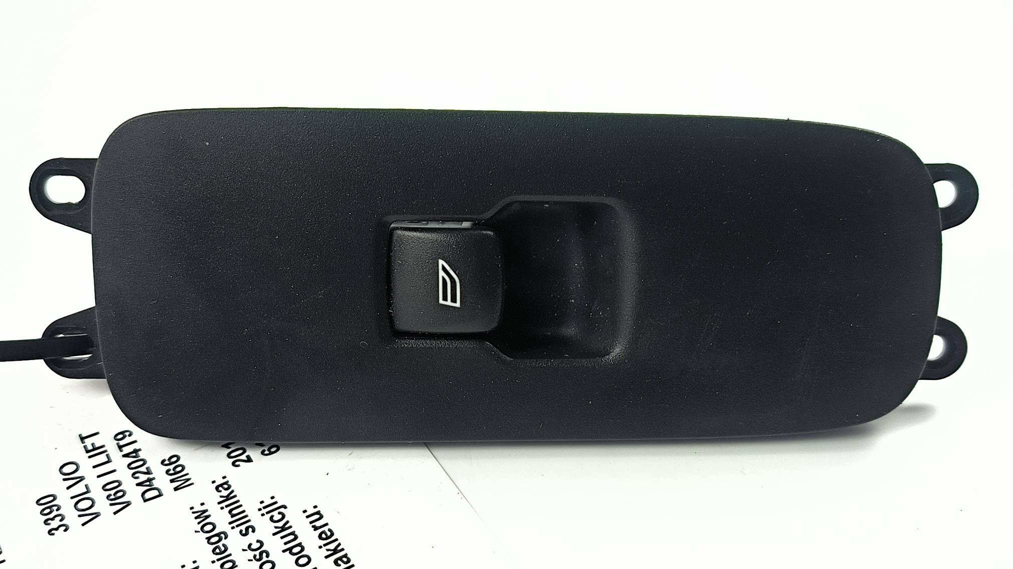 Pulsante VOLVO V60 e LIFT