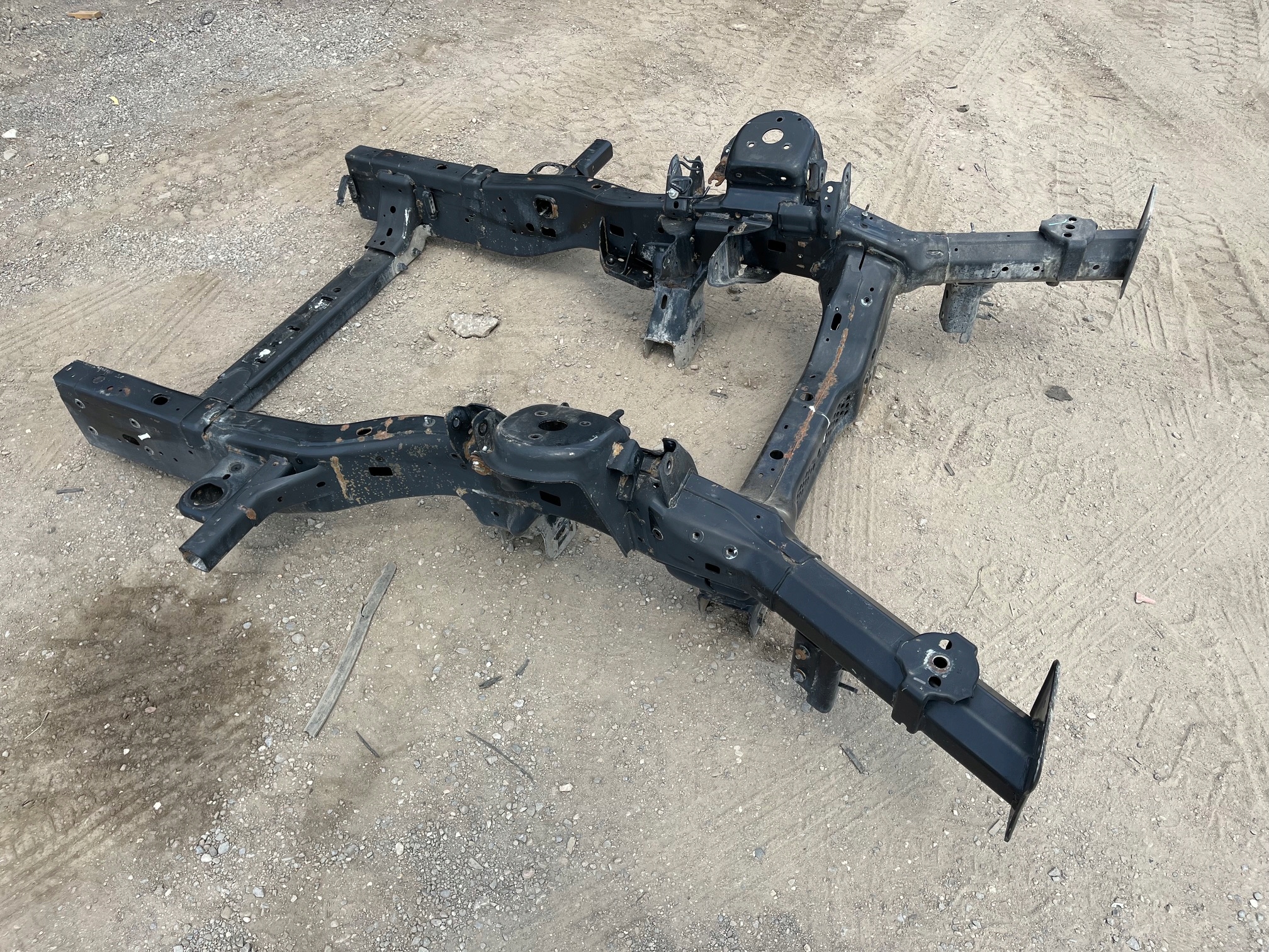 Rama Podwozie front ramy quarter Dodge RAM 1500 4x4 2019