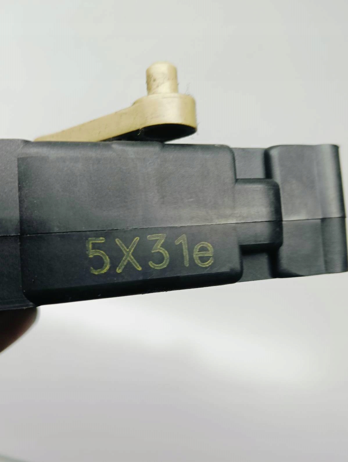 Régulateur Micro moteur Nadmuchu MAZDA 5 et CR 2.0 CITD 5X31E