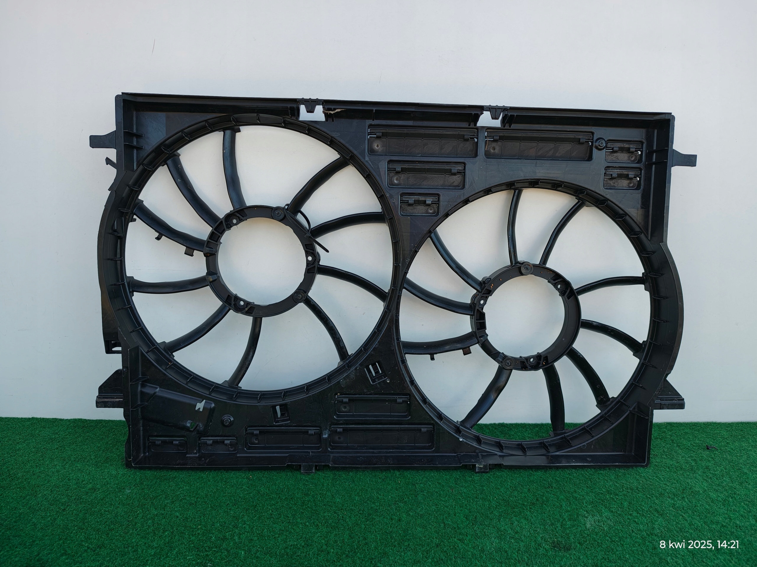 obal ventylátorov AUDI A6 C8 4K0 A7 A8 D5 4K0121207A KP6/84W