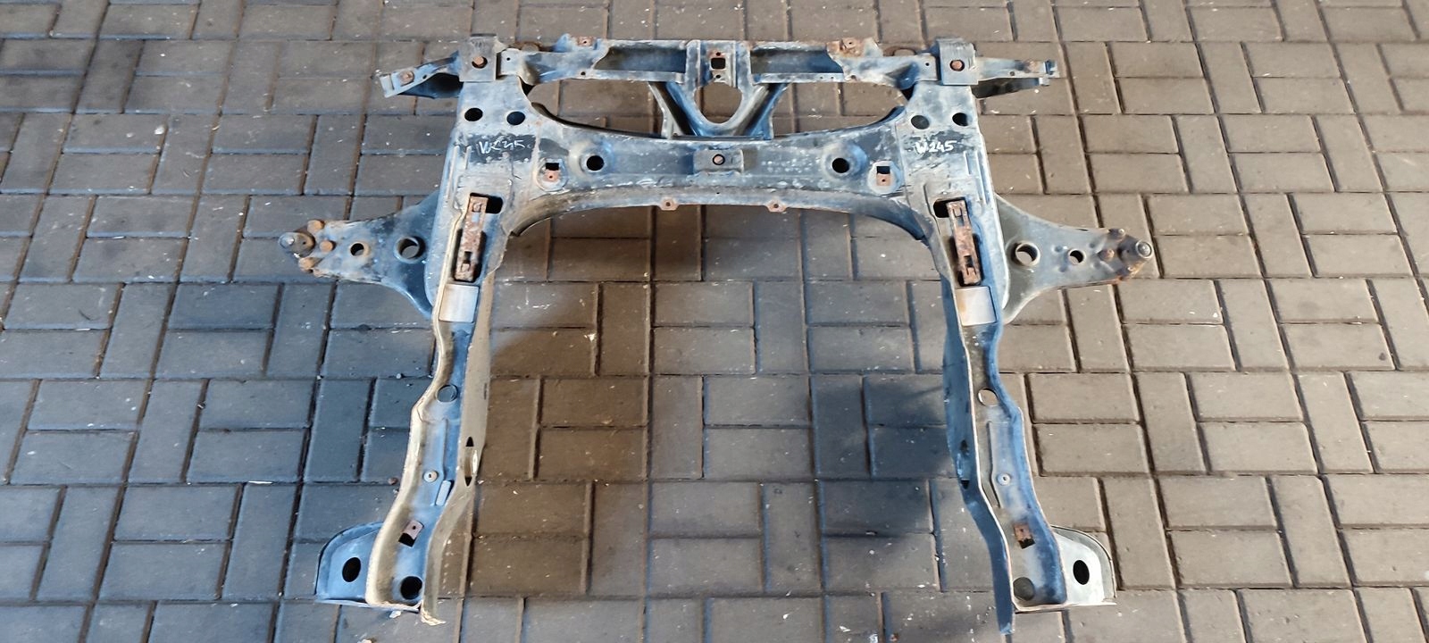 axle beam subframe front front Mercedes W245