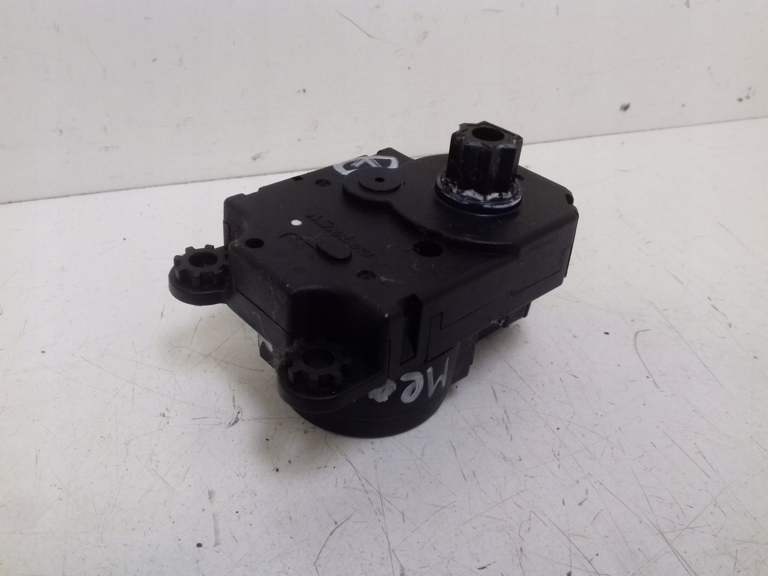 Micro moteur Bouches buses T1026036F Renault Megane III