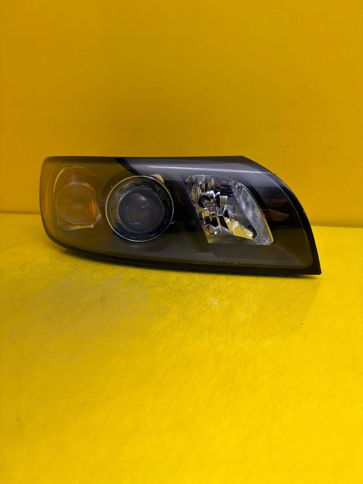 light right Volvo S40 II V50 Xenon 30698878 2004-2007