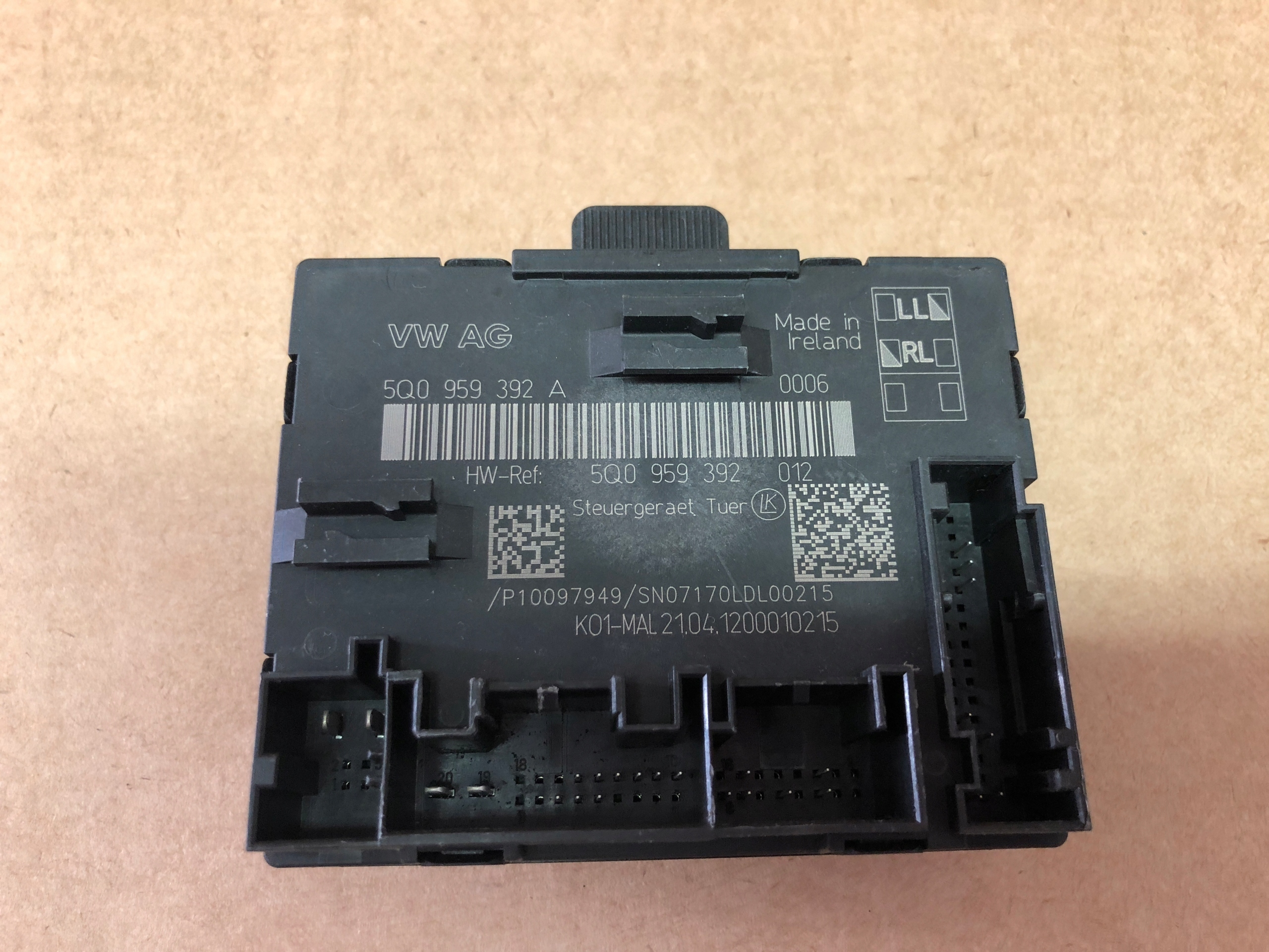 AUDI A3 8V GOLF VII control unit door right front 5Q0959392A