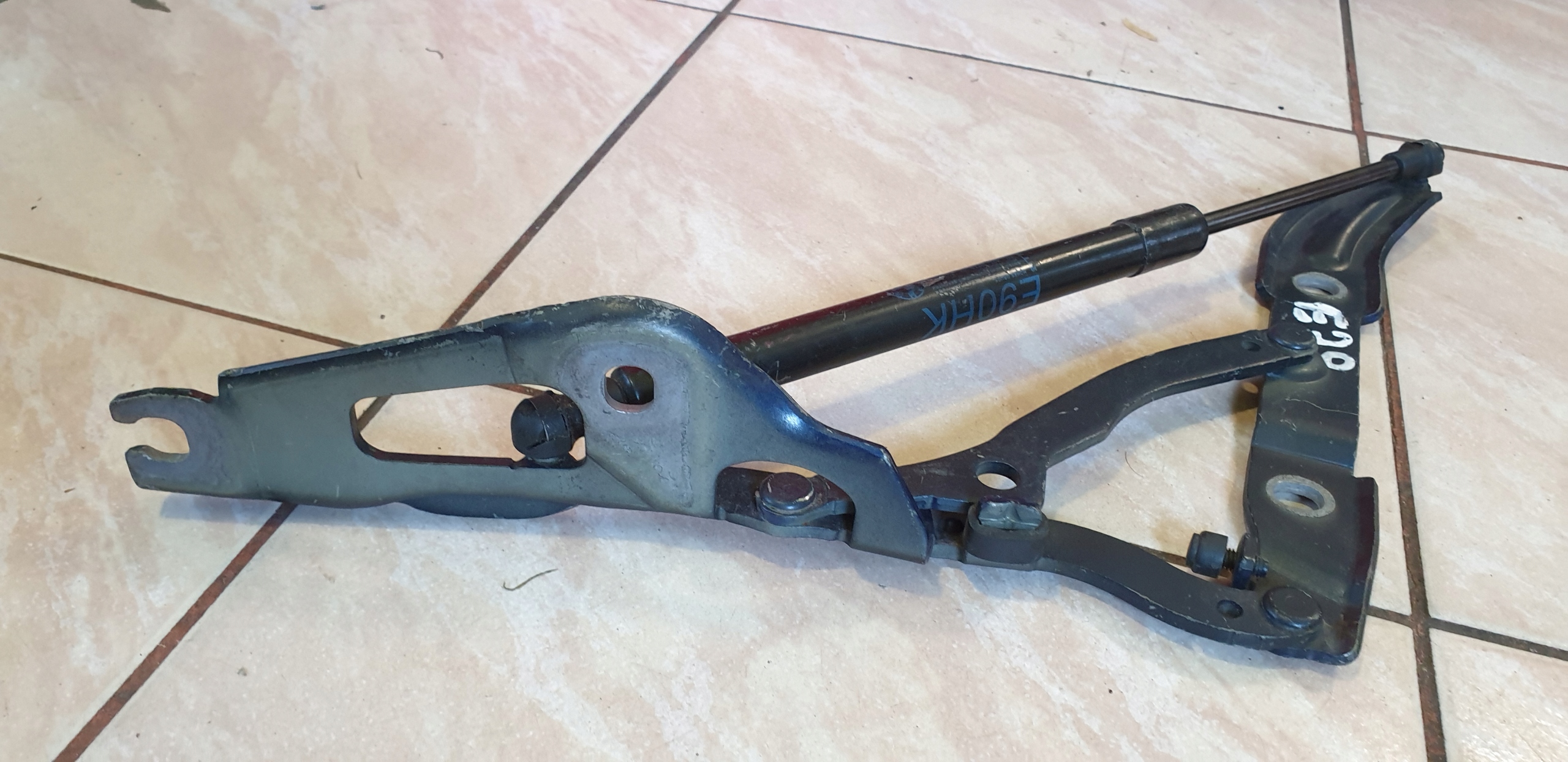 damper hinge bonnet boot BMW 3 E90 right