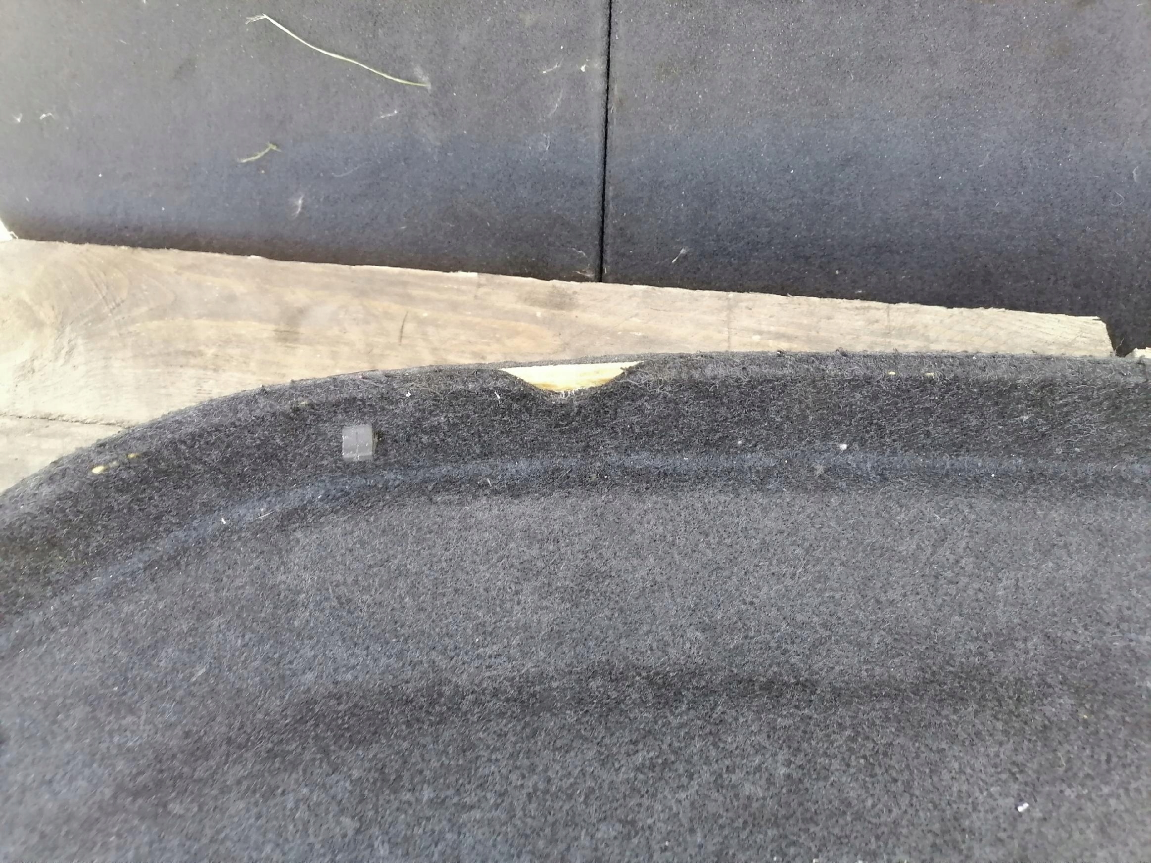 plato boot TOYOTA COROLLA 3 door E12