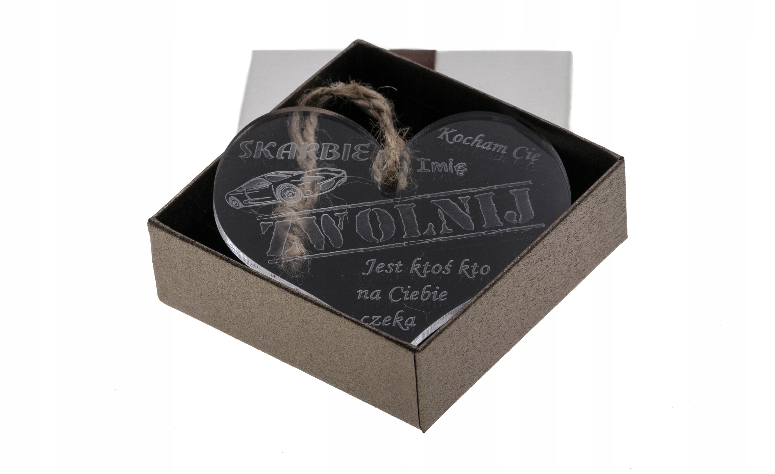 ZAWIESZKA GRAWER do samochodu SERCE na lusterko Materiał plastik