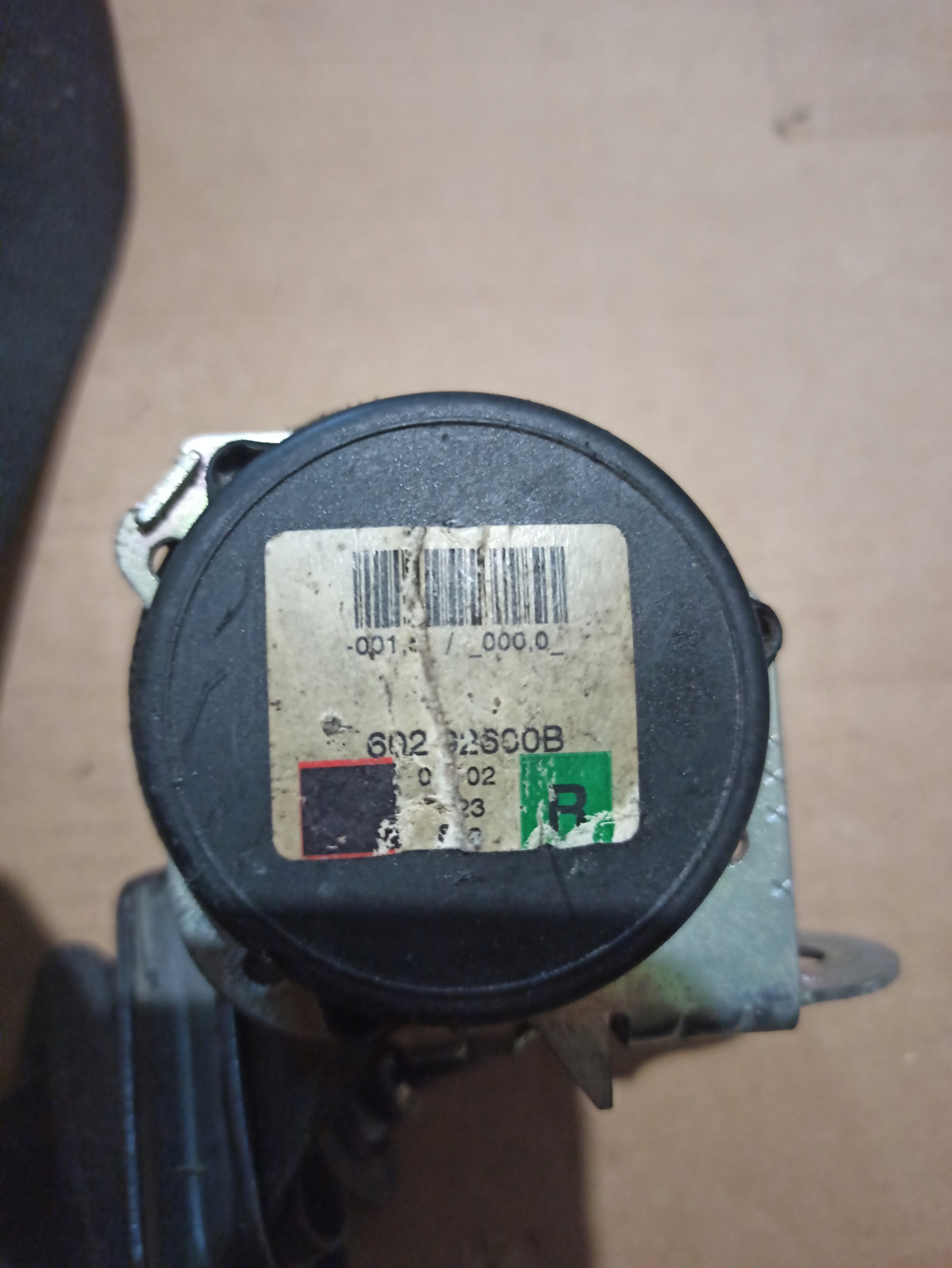 tension belts rear panel rear. HB Opel Astra J IV 616569200B