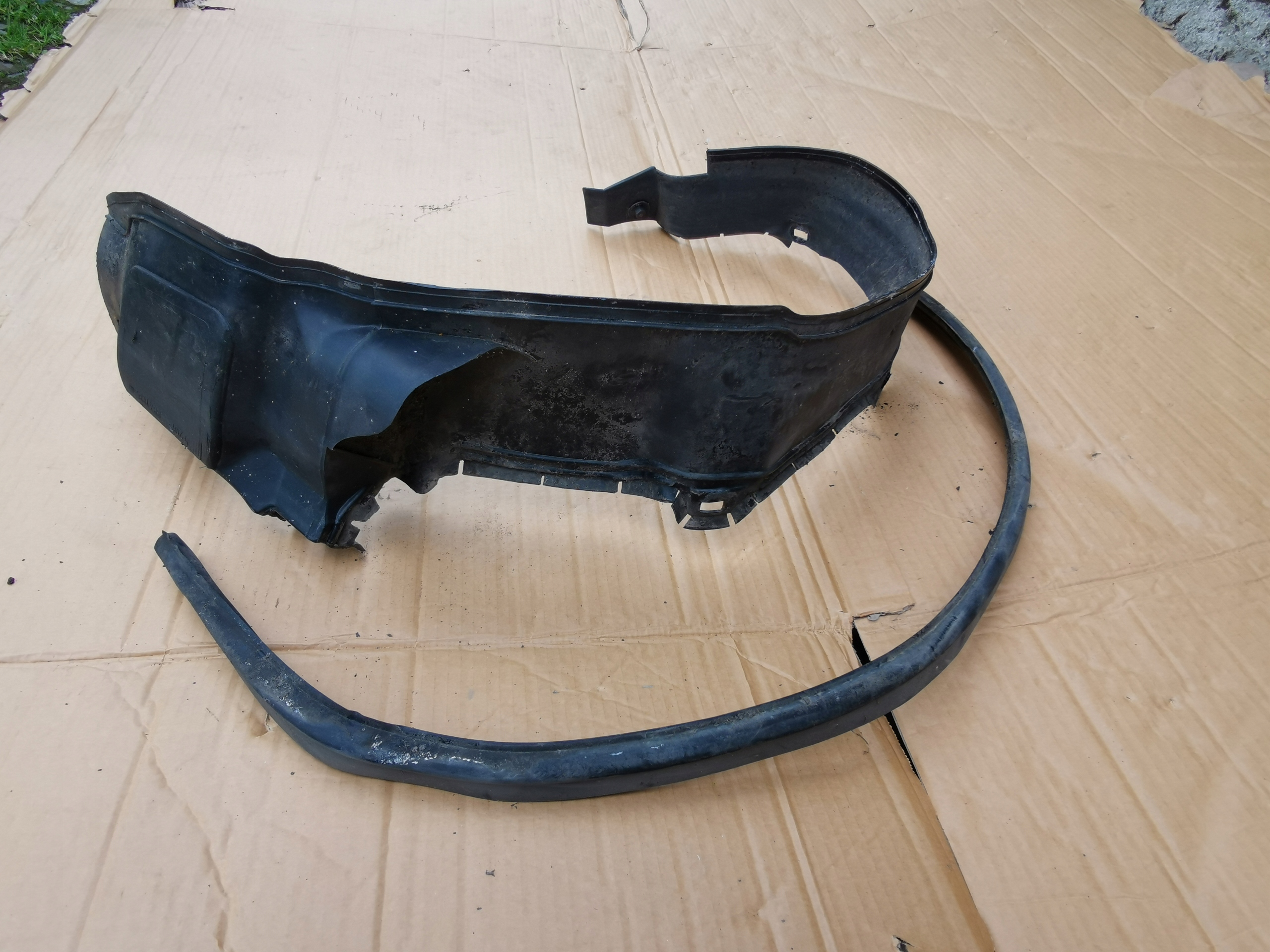 Mercedes 201 190 Radschale vorne links w201