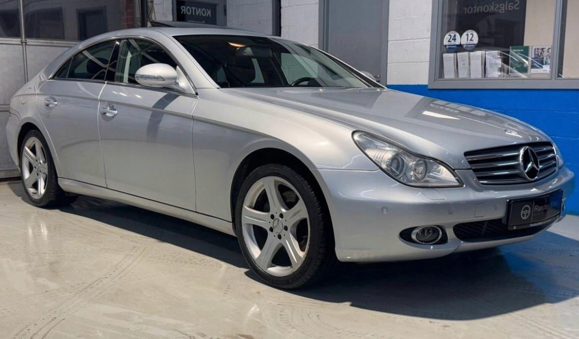 Mercedes w219 CLS MASKA ZDERZAK LAMPY BŁOTNIKI 775 KOMPLETNY PRZÓD C775
