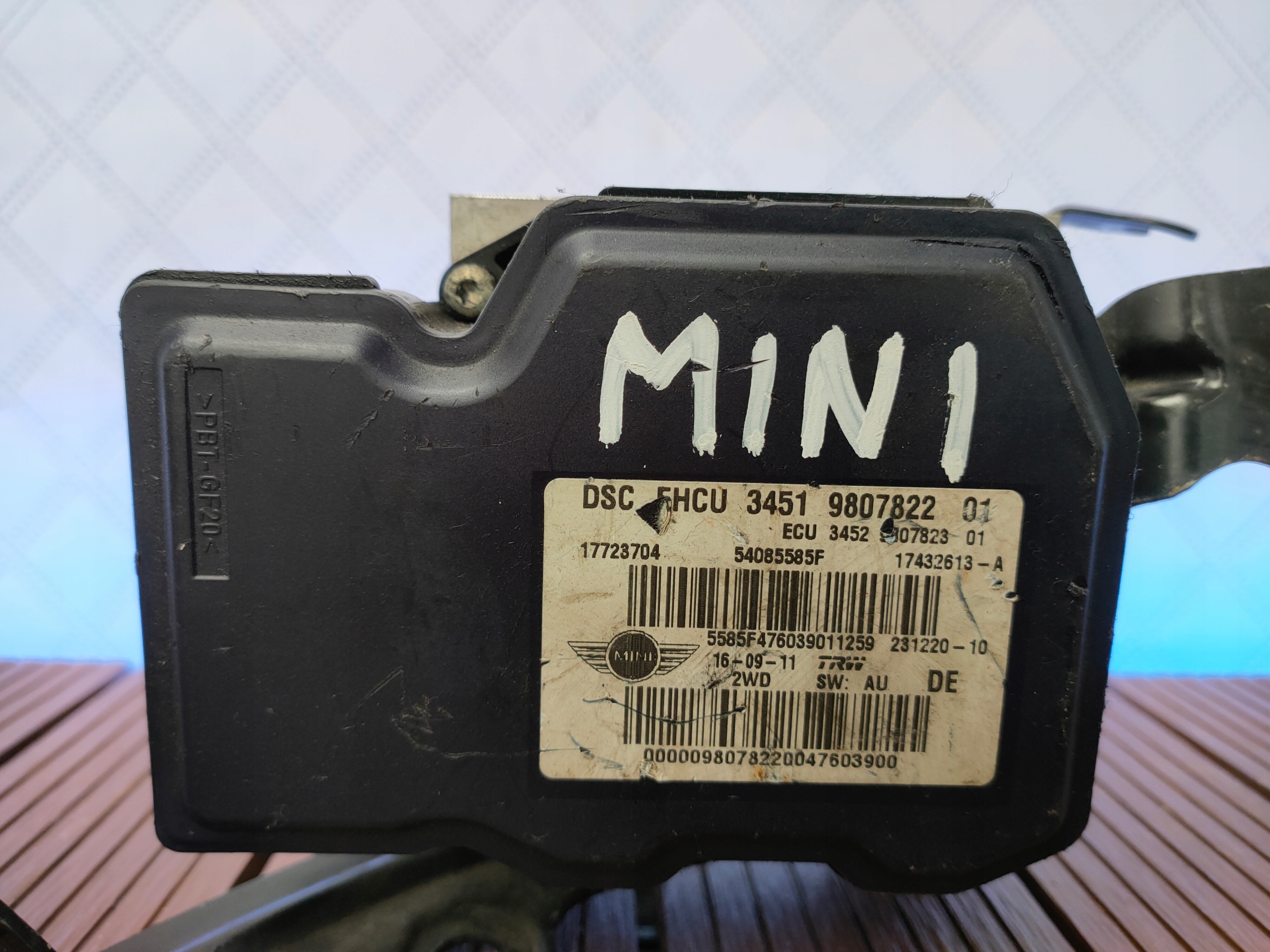 MINI COOPER R56 R60 11-16 pump ABS control unit 9807822 54085585F OE
