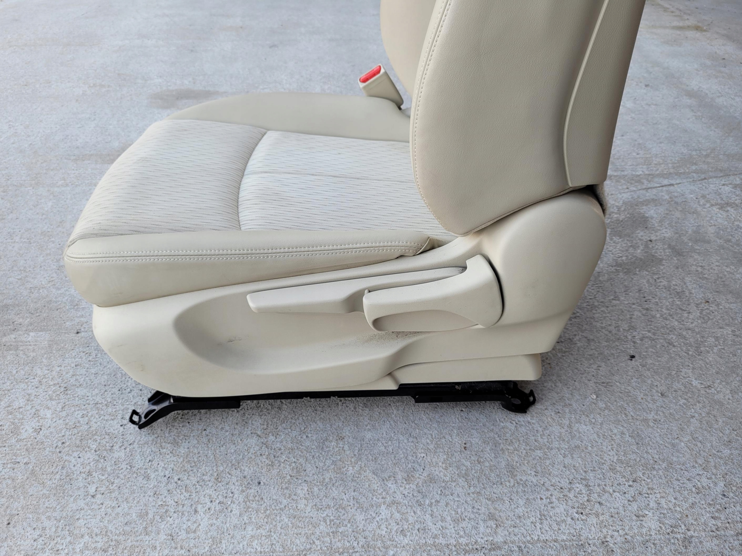 seat front front left + airbag INFINITI Q50
