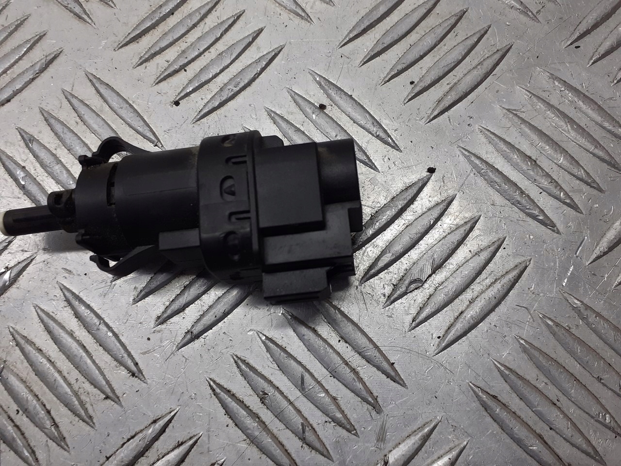 interruttore luci STOP FORD FIESTA 3M5T-13480-AB