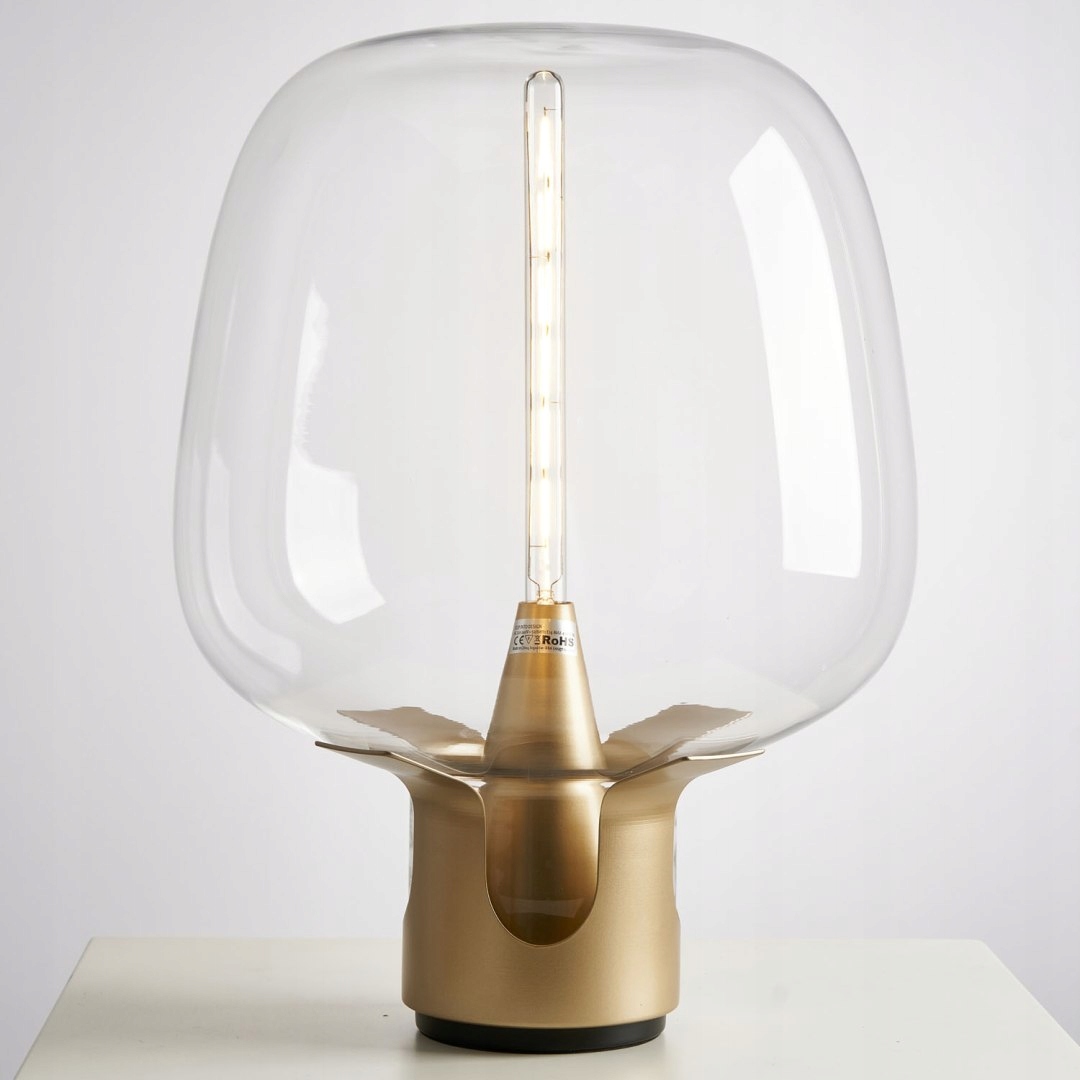 Zlatá stolová lampa E27 Fata s veľkým bublinkovým tienidlom do hotelovej spálne