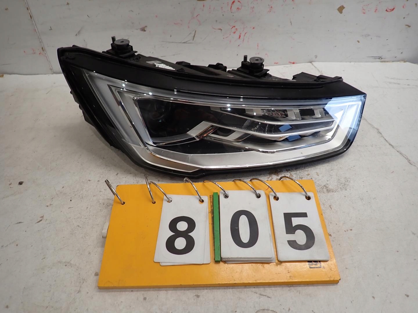 light front front right AUDI A1 LIFT 2014- BI-XENON 8X