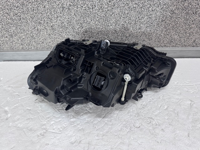 light right BMW 3 G20 G21 LIFT Full Led 2023