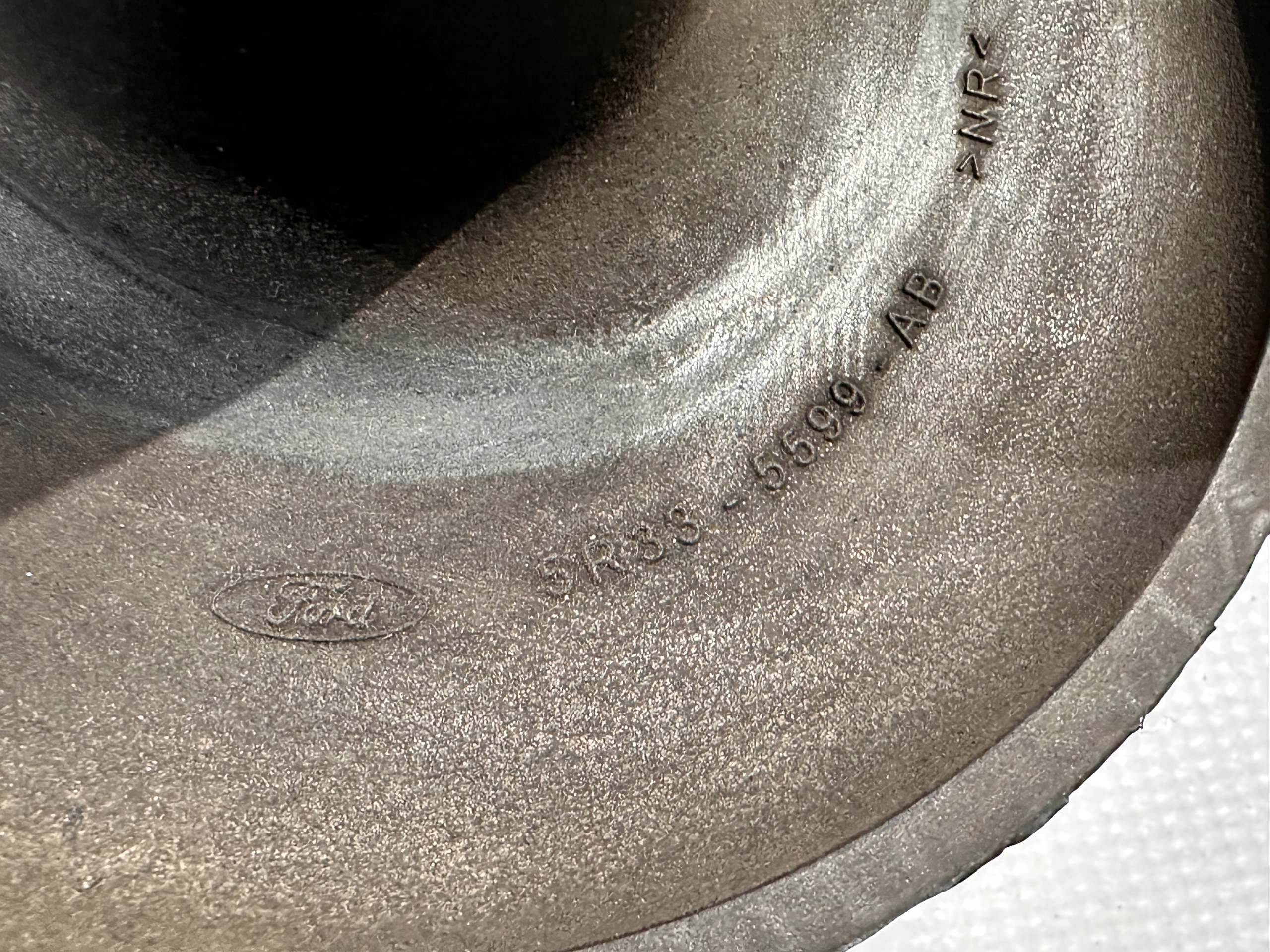 pad cap osadzenie springs Ford Mustang 2005 - 2009