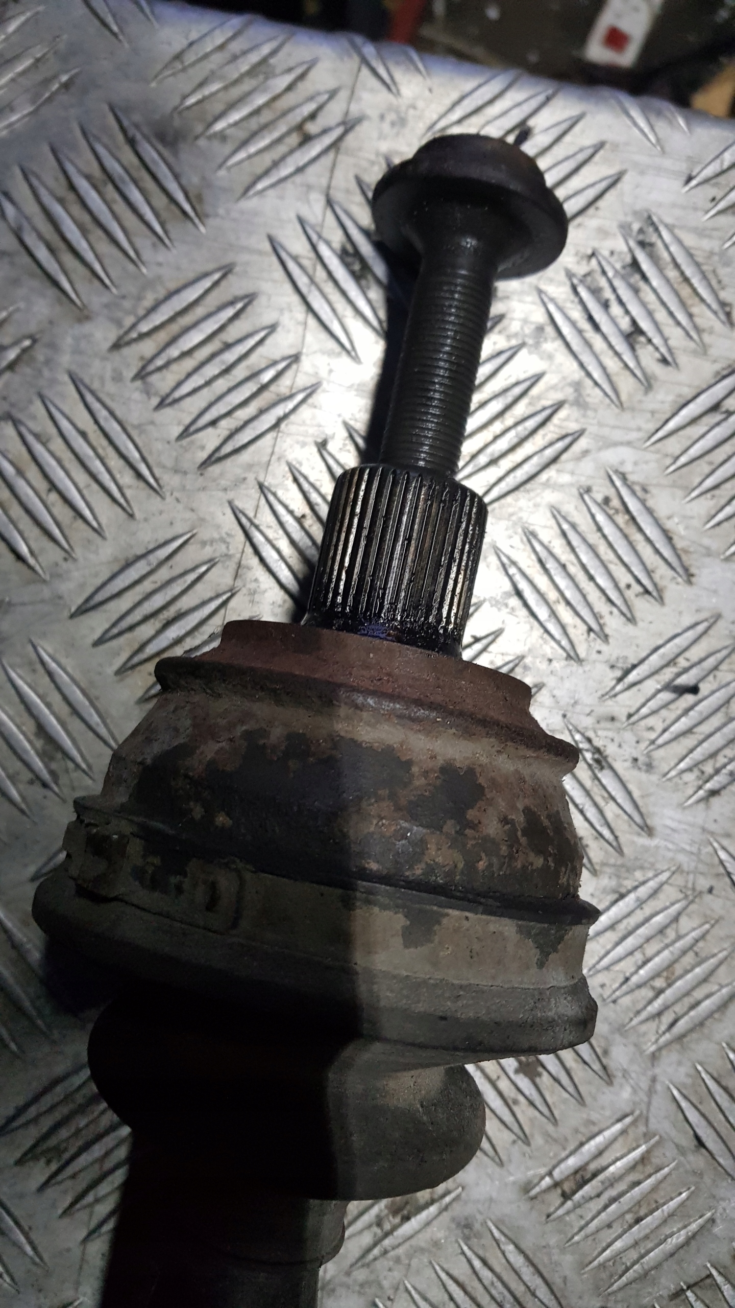 AUDI A8 D3 3.0 TDI semi-axis NAPEDOWA left right rear part